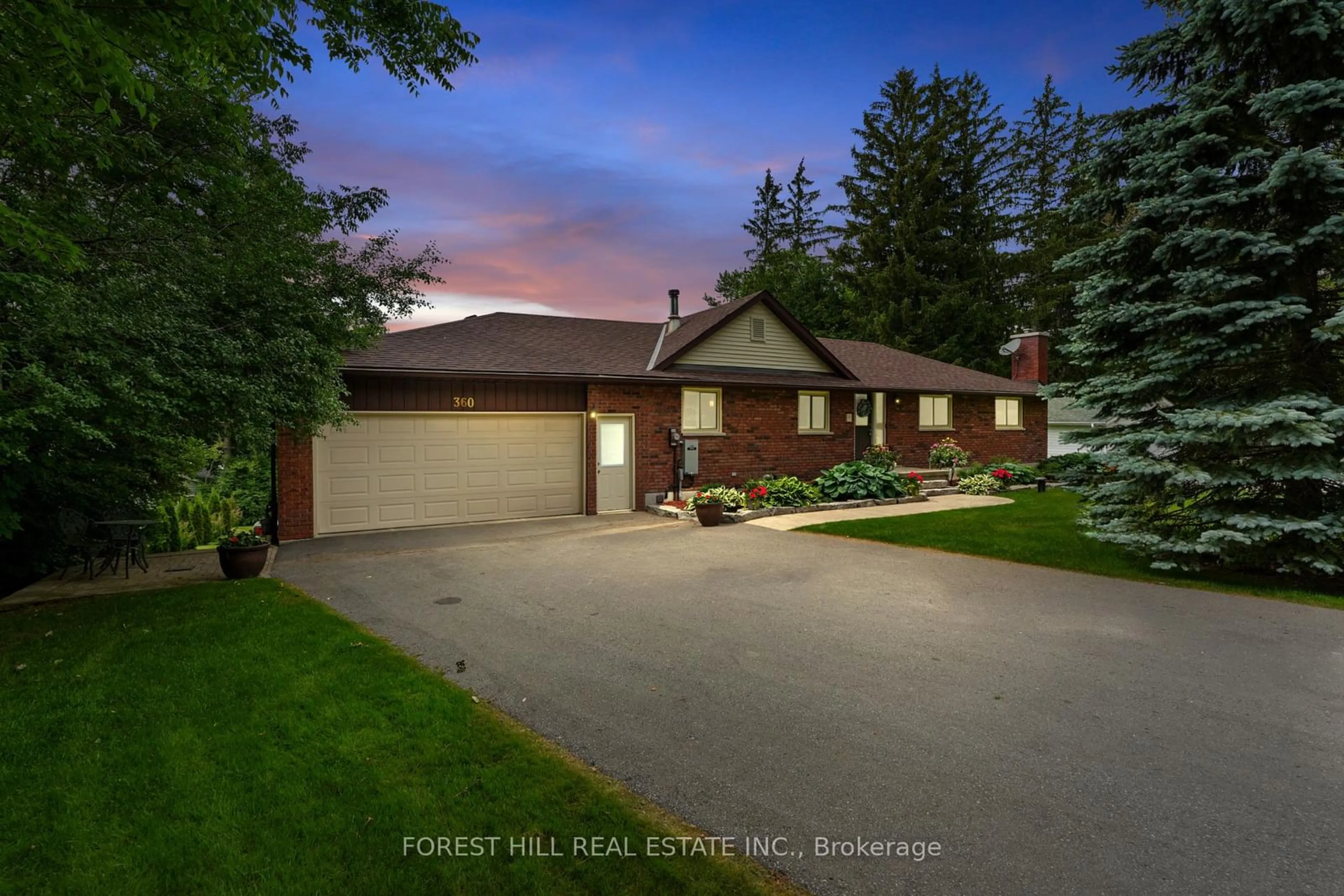 A pic from outside/outdoor area/front of a property/back of a property/a pic from drone, street for 360 FIFE Ave, Selwyn Ontario K9J 6X3