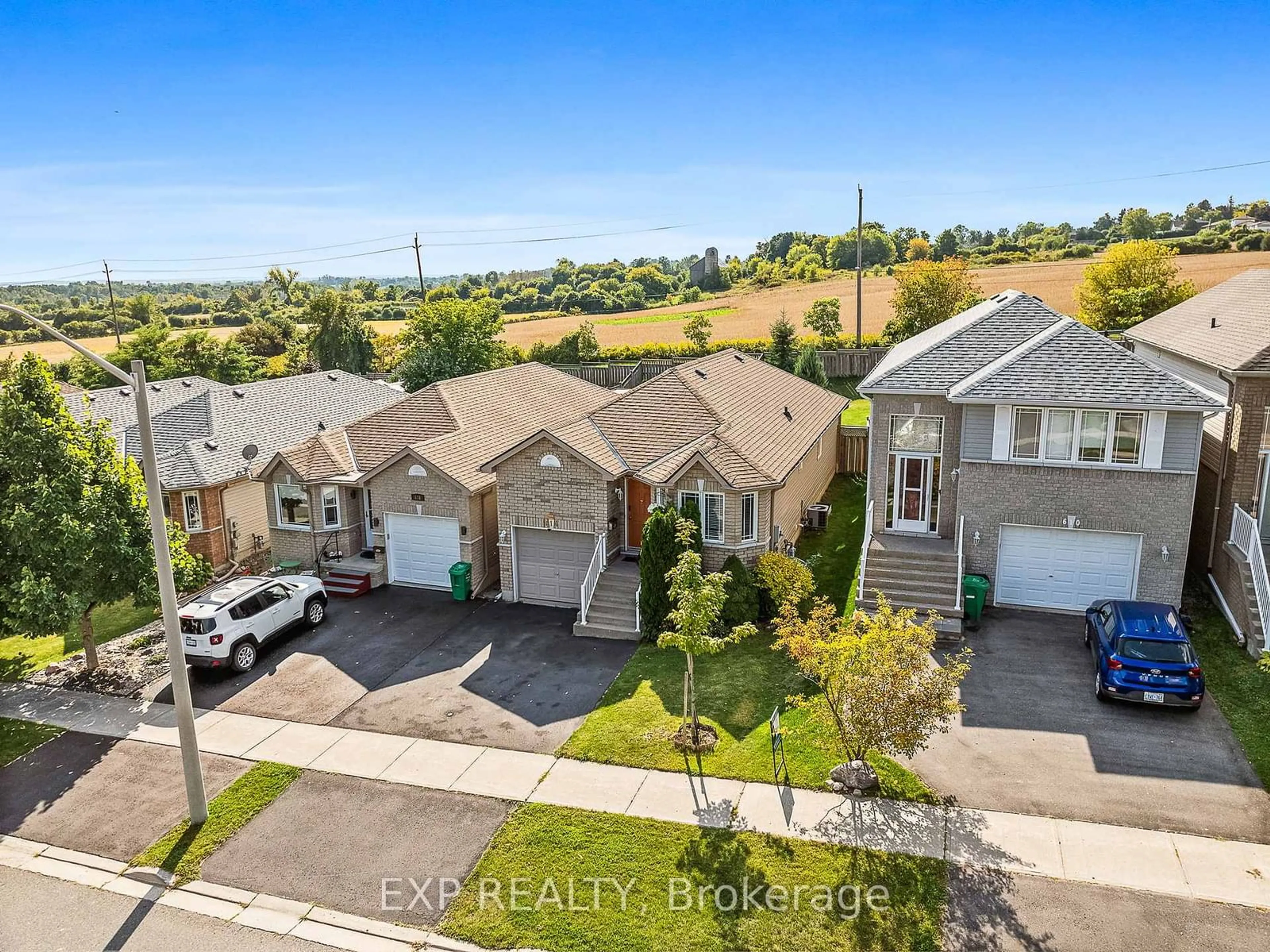 A pic from outside/outdoor area/front of a property/back of a property/a pic from drone, street for 614 Clancy Cres, Peterborough Ontario K9K 2S2