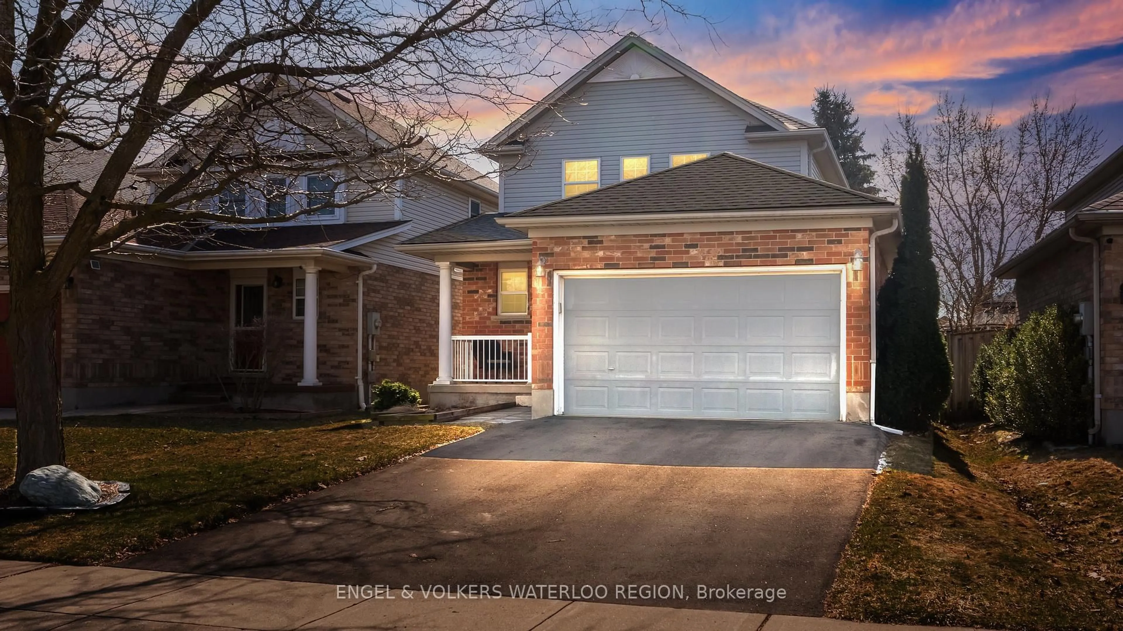 Home with brick exterior material, street for 485 Old Newbury Lane, Cambridge Ontario N3H 5P5