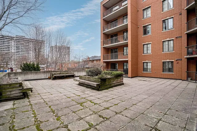Additional property image - 47 Caroline St Unit 210