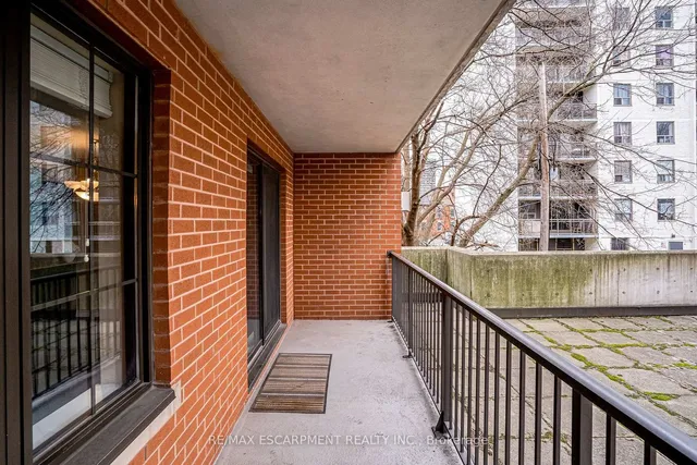 Additional property image - 47 Caroline St Unit 210