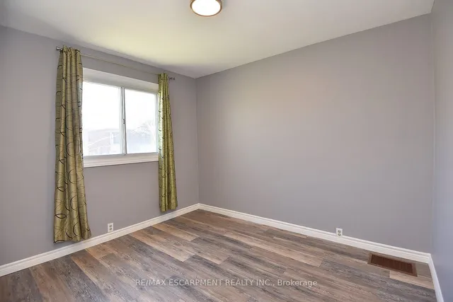 Additional property image - 295 Paling Ave