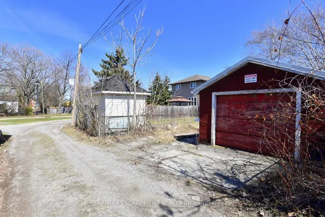 Additional property image - 295 Paling Ave