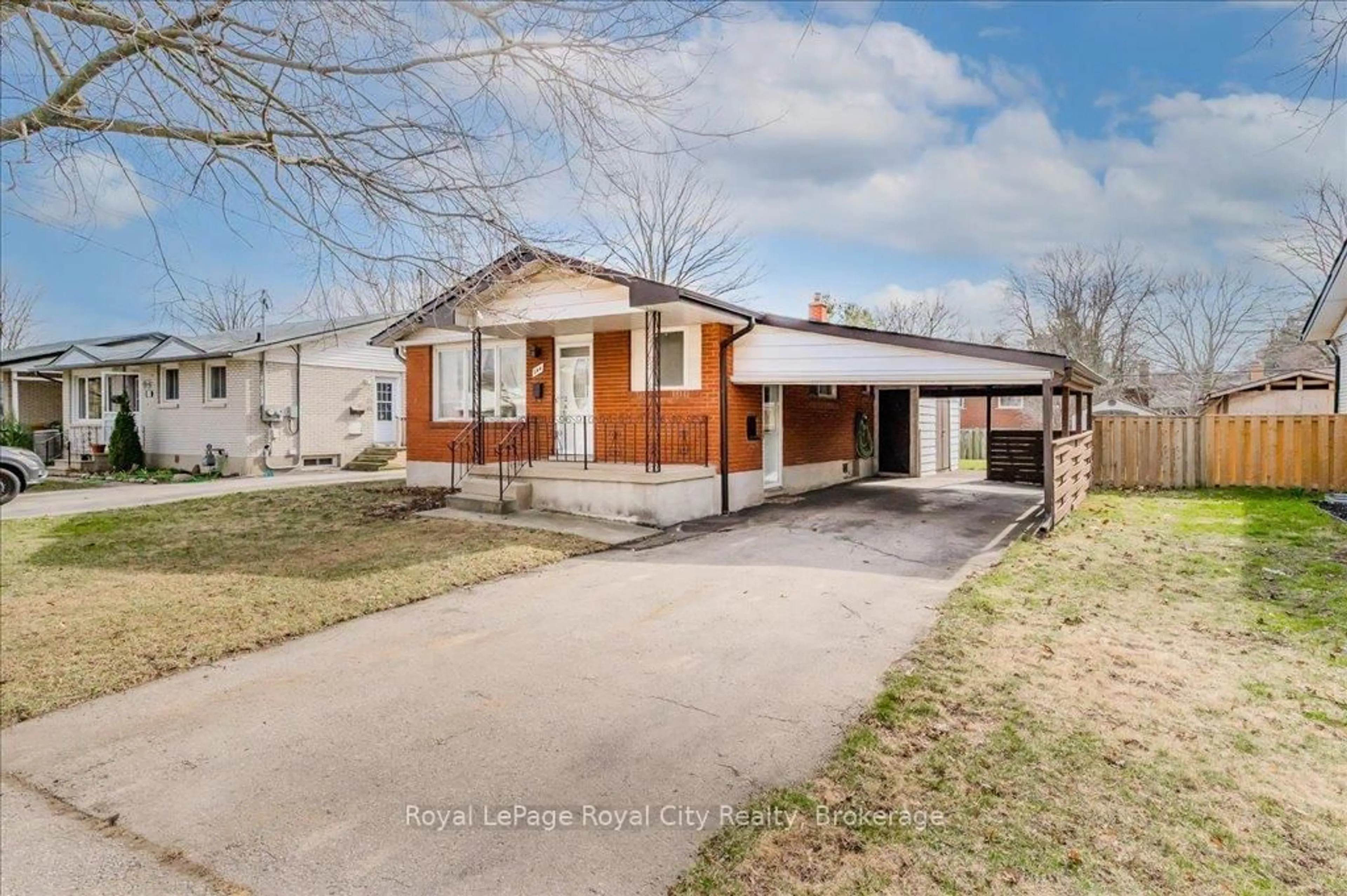 A pic from outside/outdoor area/front of a property/back of a property/a pic from drone, street for 244 Alma St, Guelph Ontario N1H 5Y2