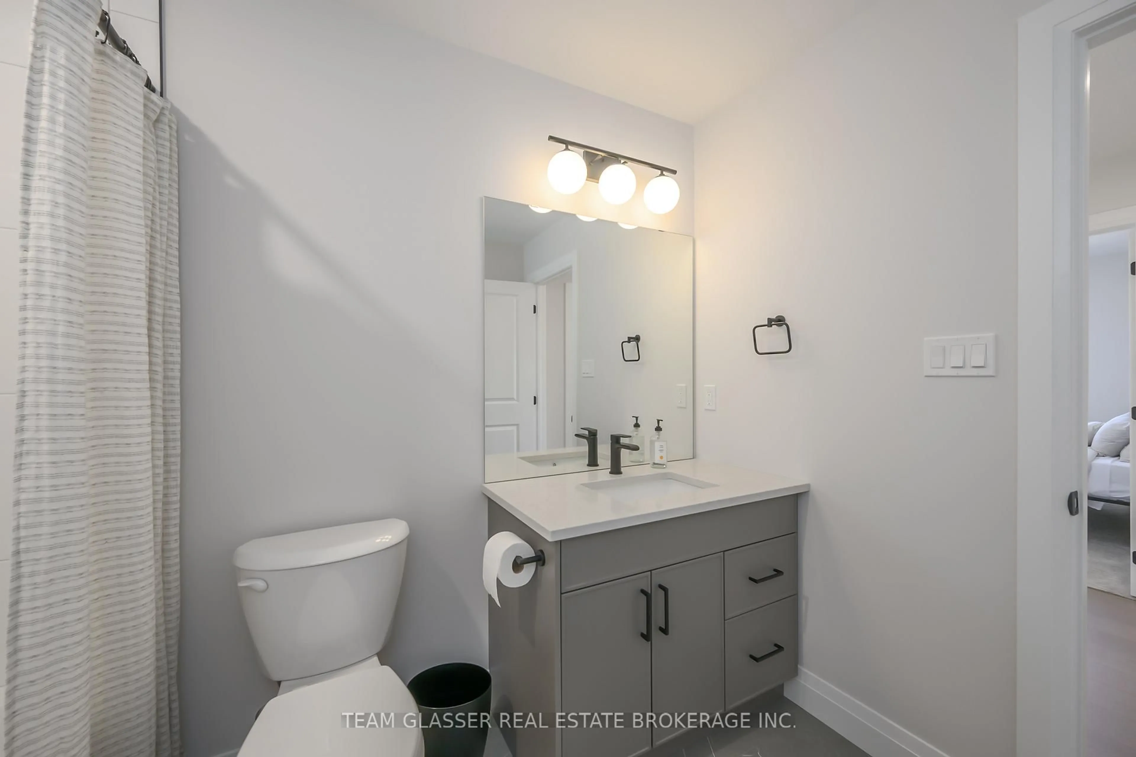 Standard bathroom, ceramic/tile floor for 72 ALLISTER Dr #LOT 97, Middlesex Centre Ontario N0L 1R0