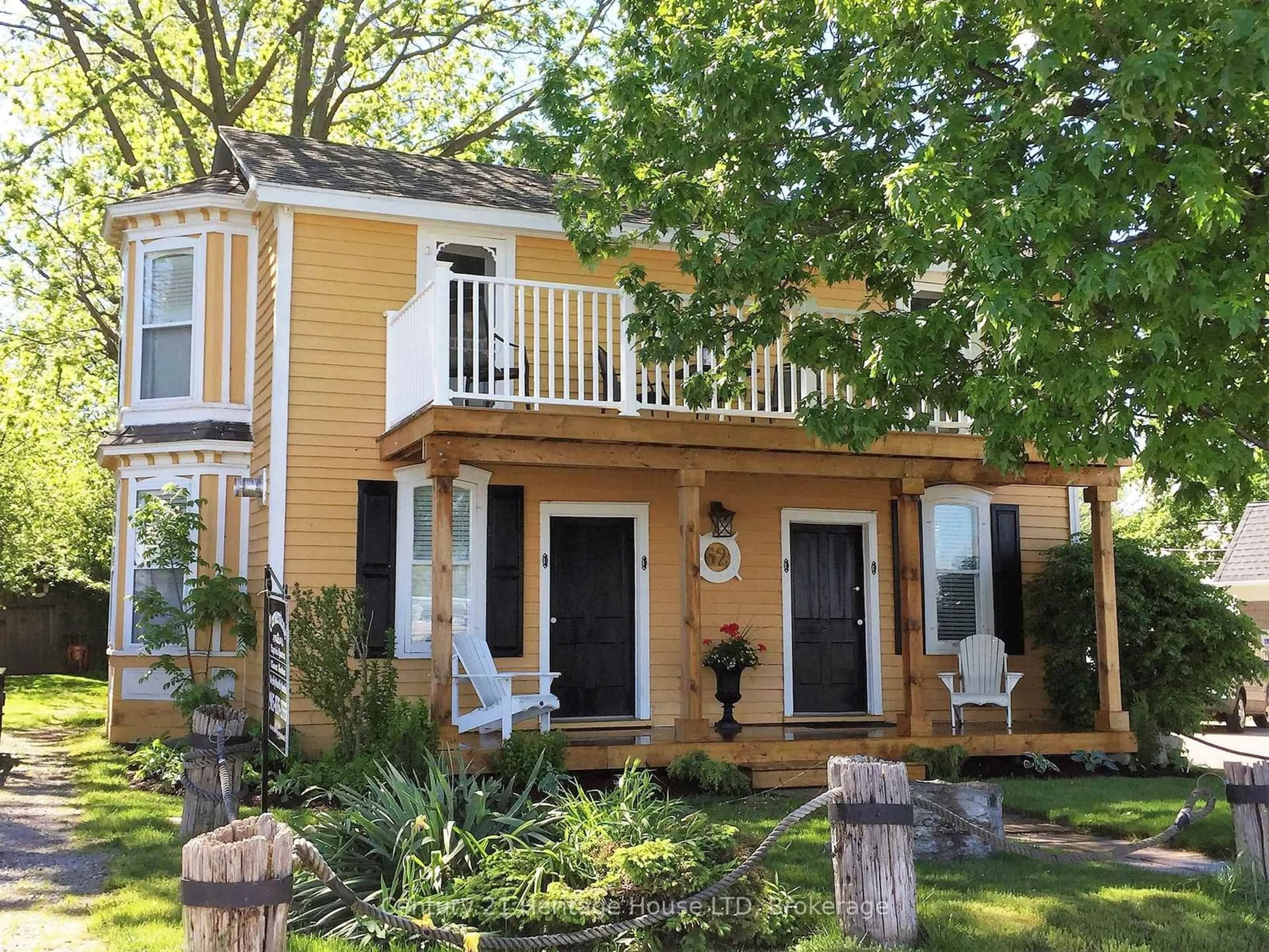 Home with vinyl exterior material, street for 62 WEST St, Port Colborne Ontario L3K 4C8