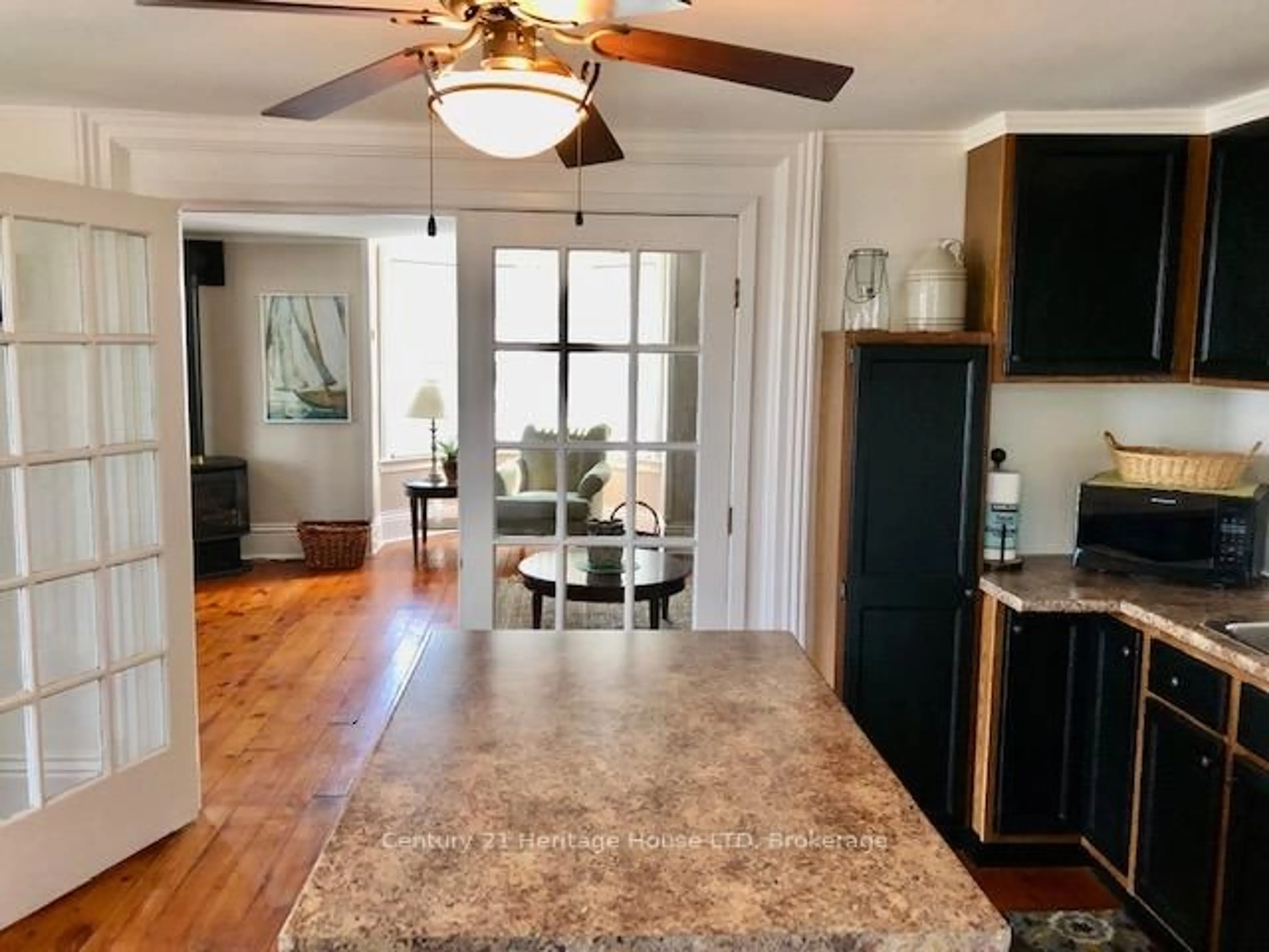 Open concept kitchen, unknown for 62 WEST St, Port Colborne Ontario L3K 4C8