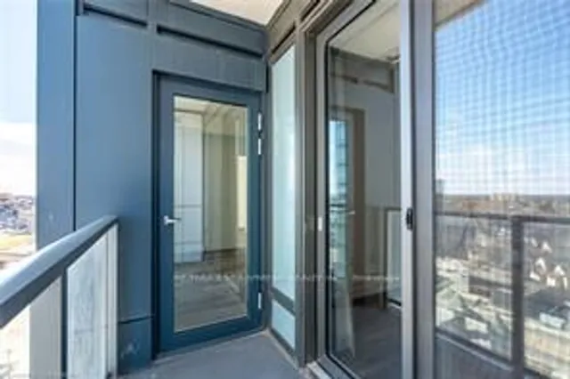 Additional property image - 15 Wellington St Unit 1102