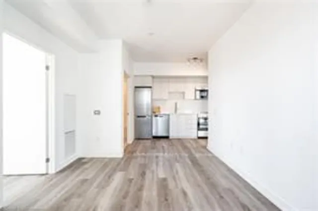 Additional property image - 15 Wellington St Unit 1102