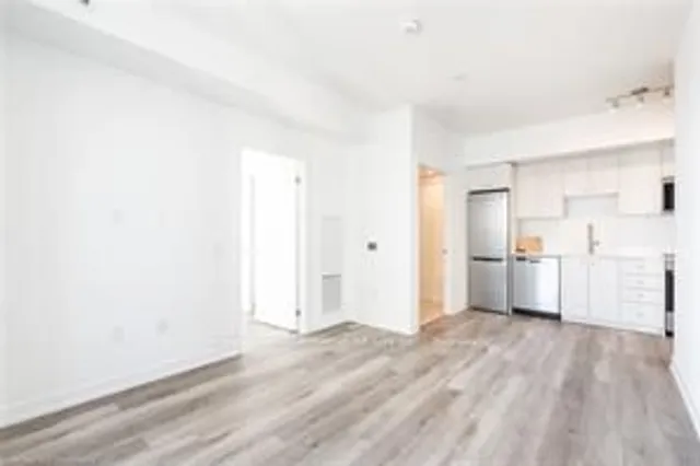 Additional property image - 15 Wellington St Unit 1102