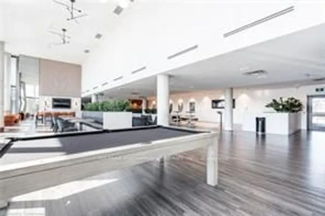 Additional property image - 15 Wellington St Unit 1102