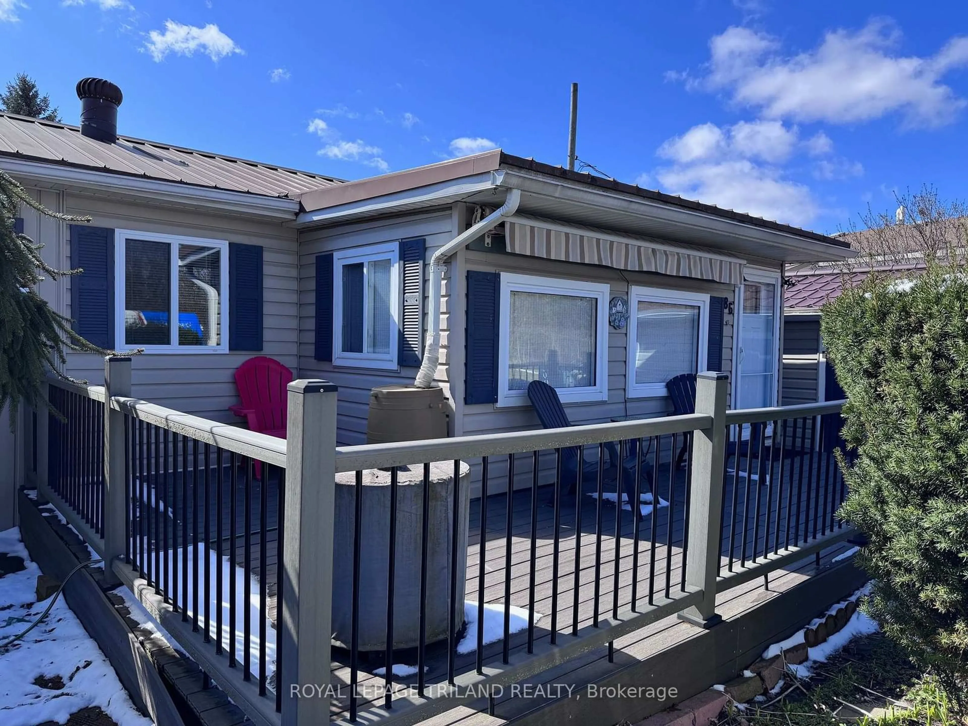 Home with vinyl exterior material, street for 198 Springbank Dr #86, London South Ontario N6J 1G1