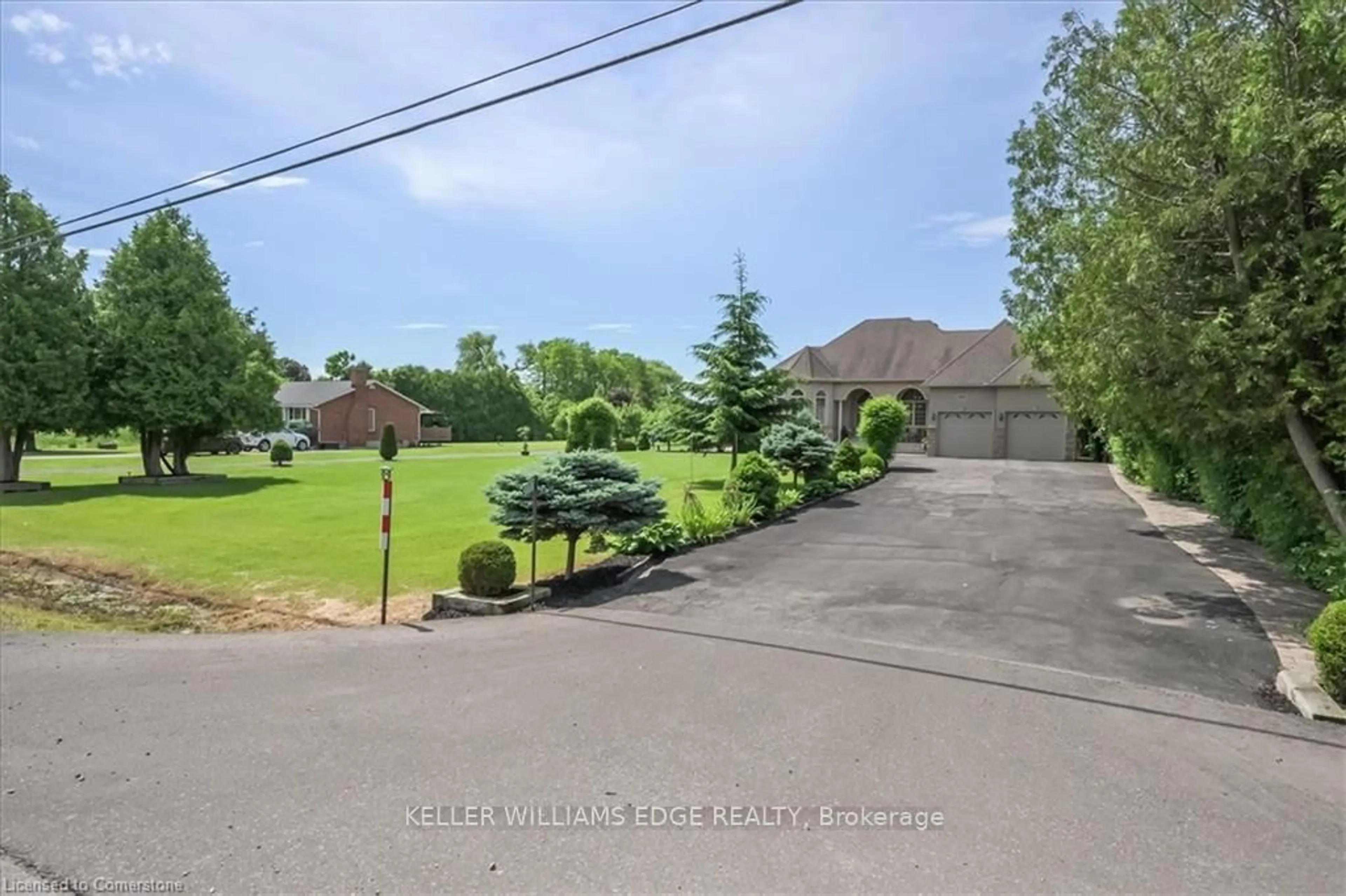 A pic from outside/outdoor area/front of a property/back of a property/a pic from drone, street for 9893 Dickenson Rd, Hamilton Ontario L0R 1W0