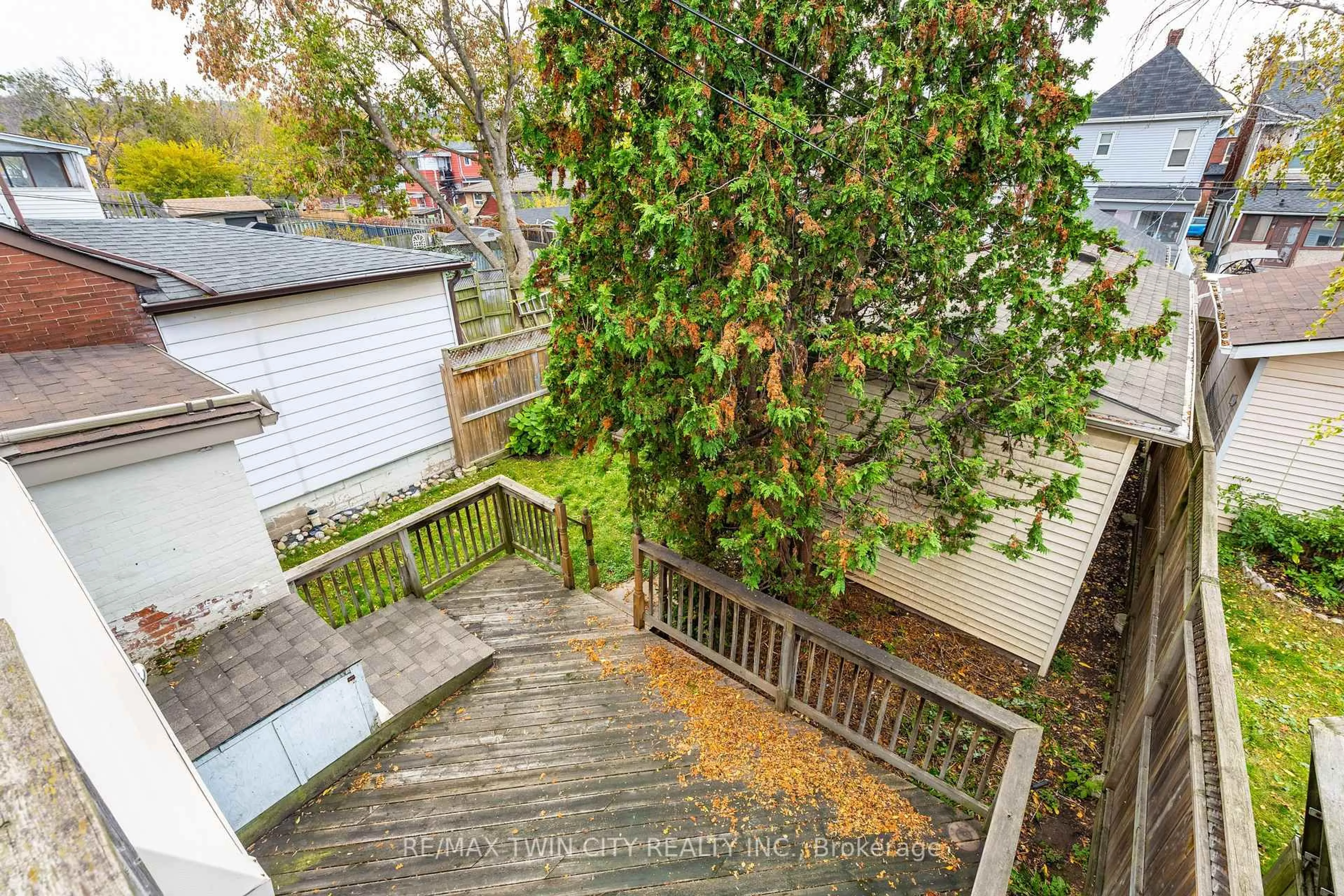 Patio, unknown for 45 East Bend Ave, Hamilton Ontario L8L 7E1