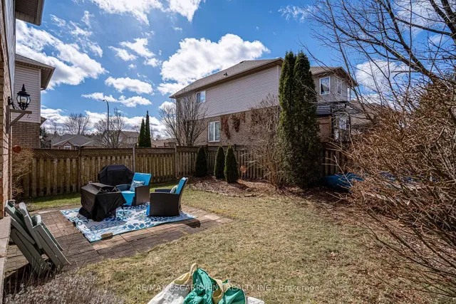 Additional property image - 70 Bridgeport Cres