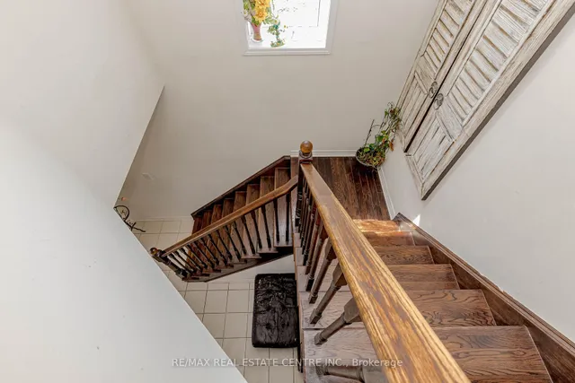 Additional image 26 of 340 Shady Glen Cres
