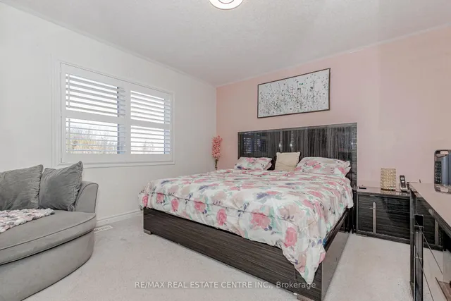 Additional image 22 of 340 Shady Glen Cres