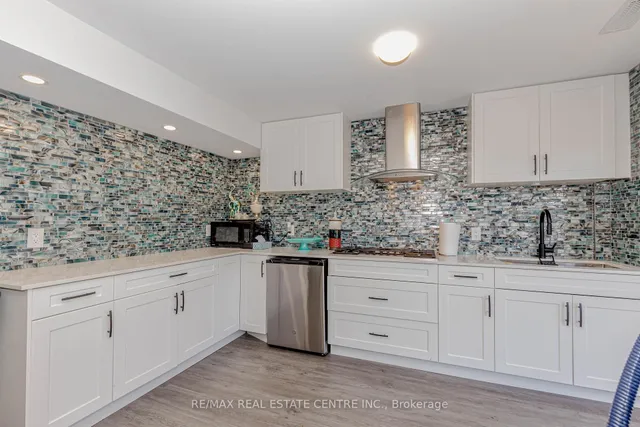 Additional image 12 of 340 Shady Glen Cres