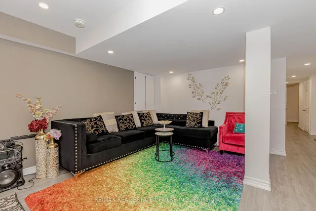 Additional image 9 of 340 Shady Glen Cres