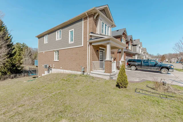 Additional image 4 of 340 Shady Glen Cres