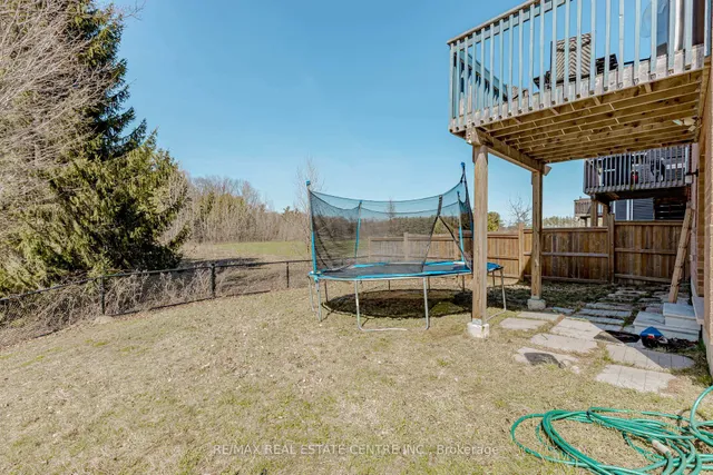 Additional image 3 of 340 Shady Glen Cres