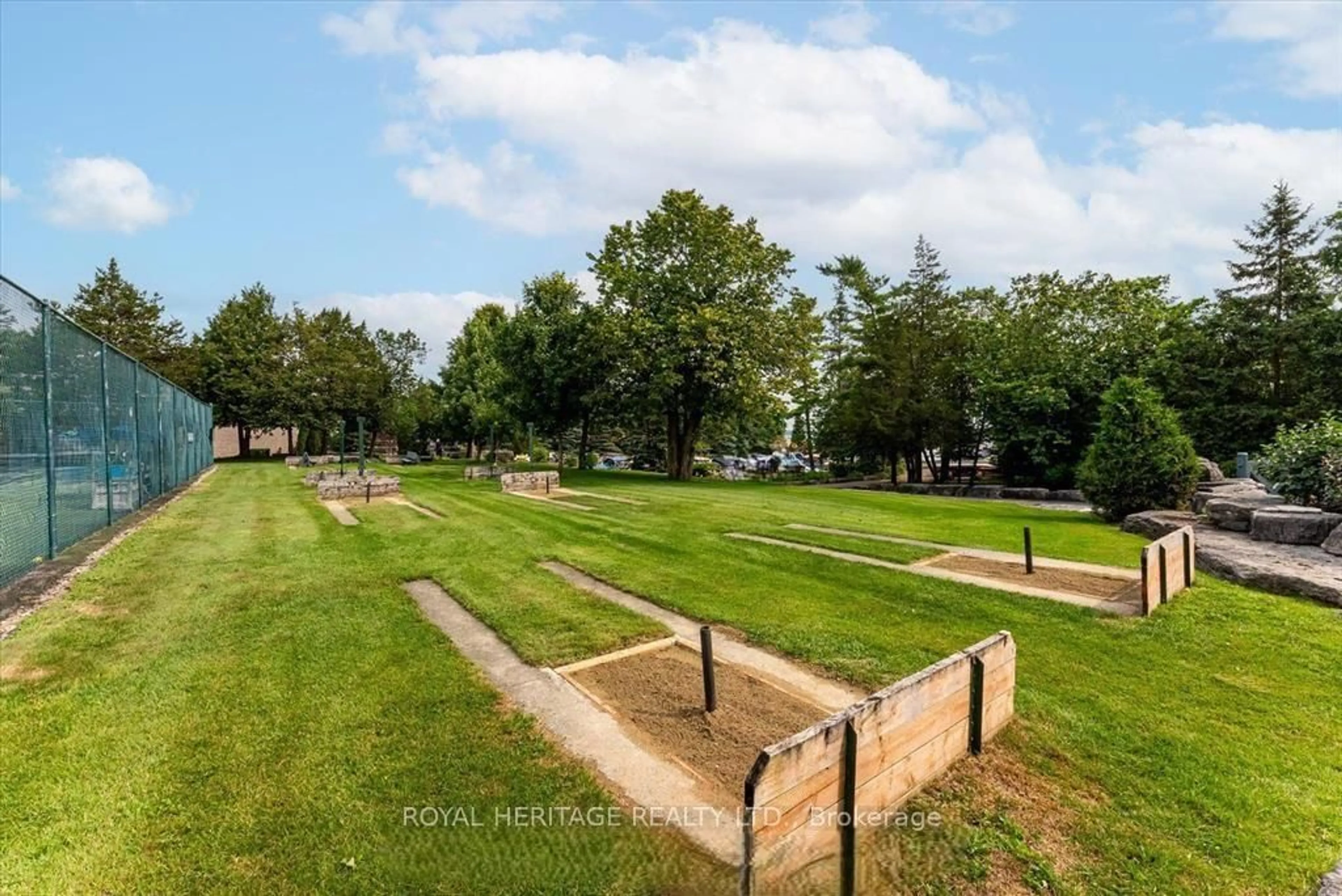 A pic from outside/outdoor area/front of a property/back of a property/a pic from drone, unknown for 7 PORTS Dr, Kawartha Lakes Ontario K0M 1A0