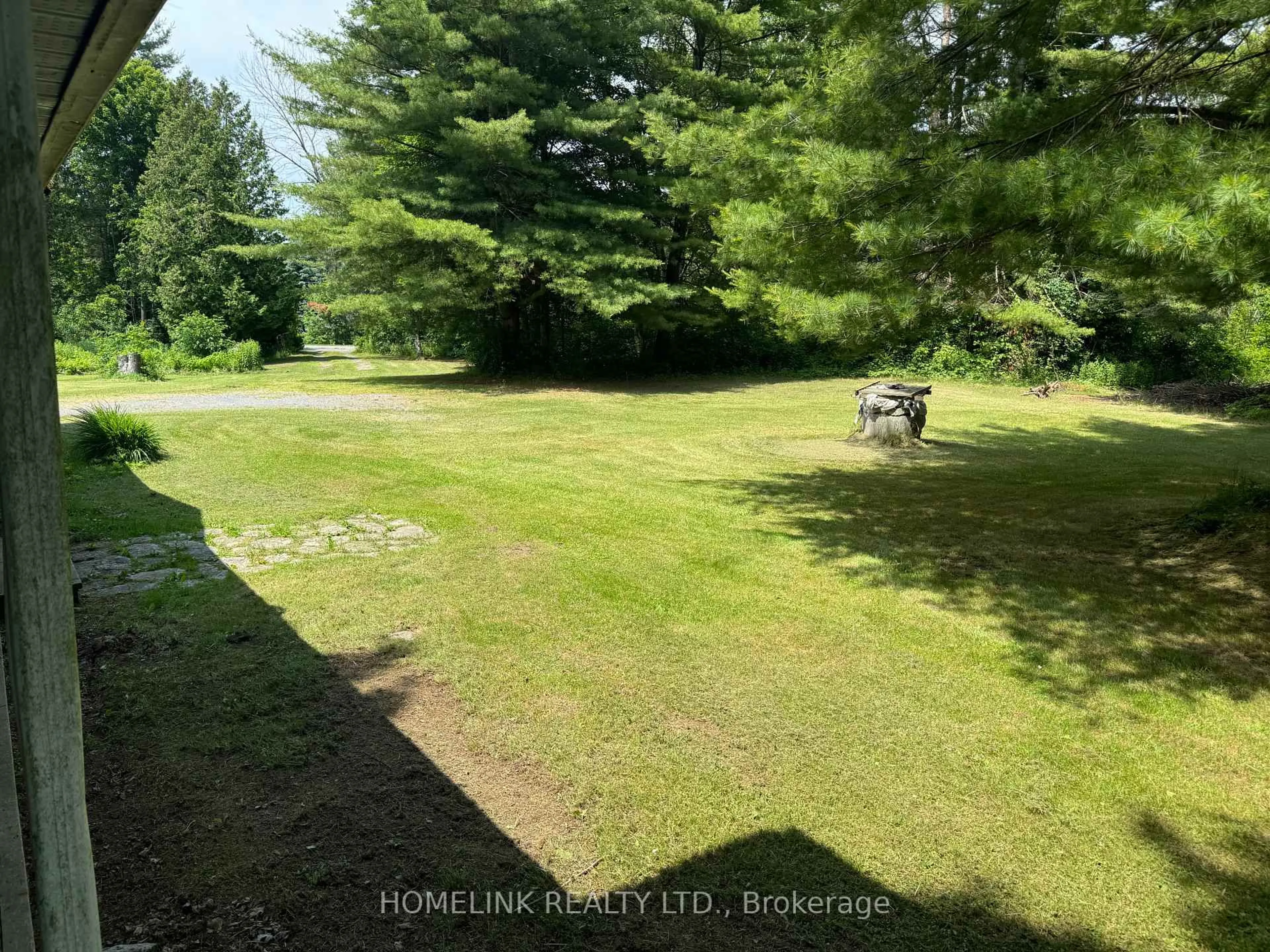 A pic from outside/outdoor area/front of a property/back of a property/a pic from drone, water/lake/river/ocean view for 371 Barcovan Beach Rd, Brighton Ontario K0K 1L0