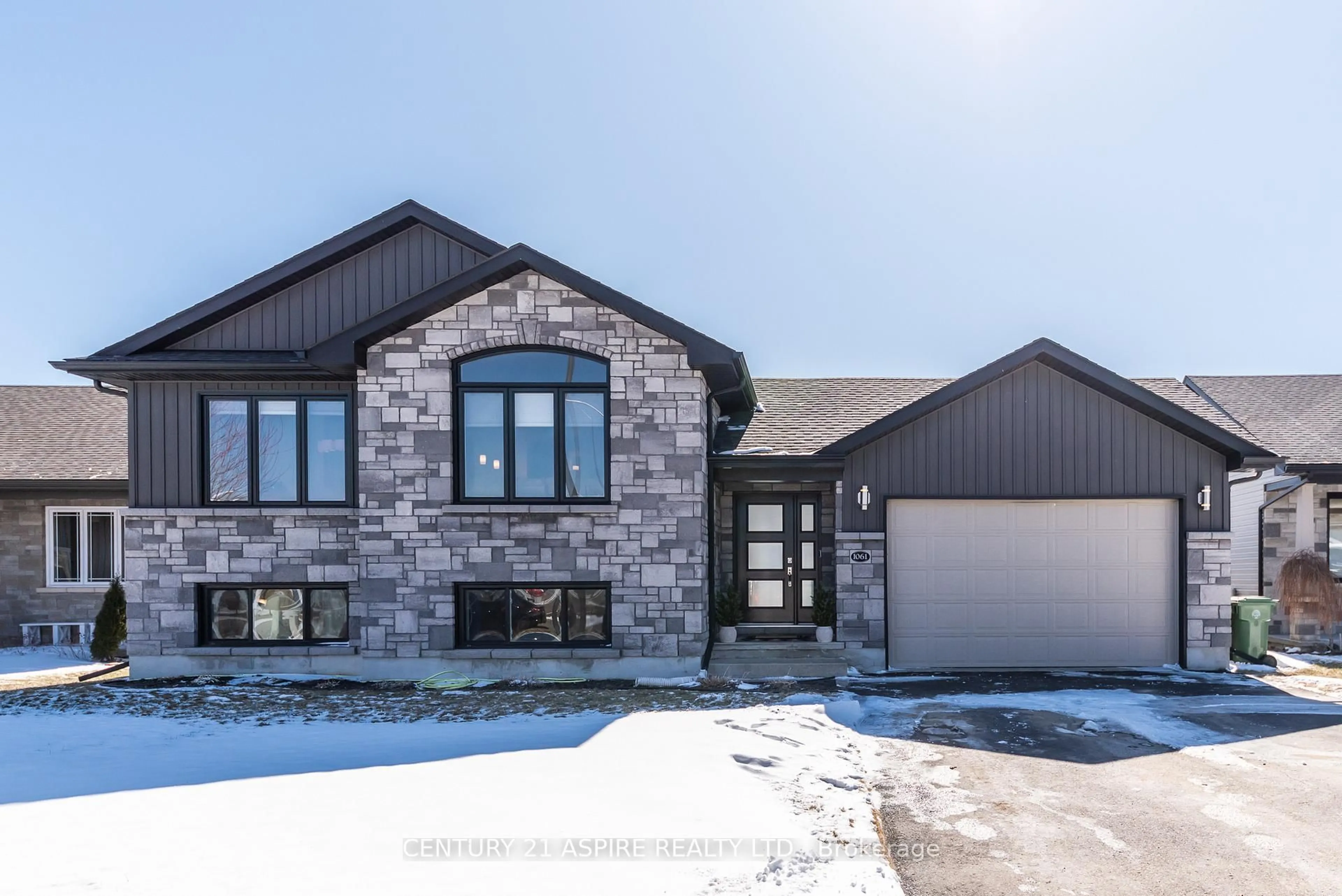 Home with brick exterior material, street for 1061 Butler Blvd, Petawawa Ontario K8H 0C2