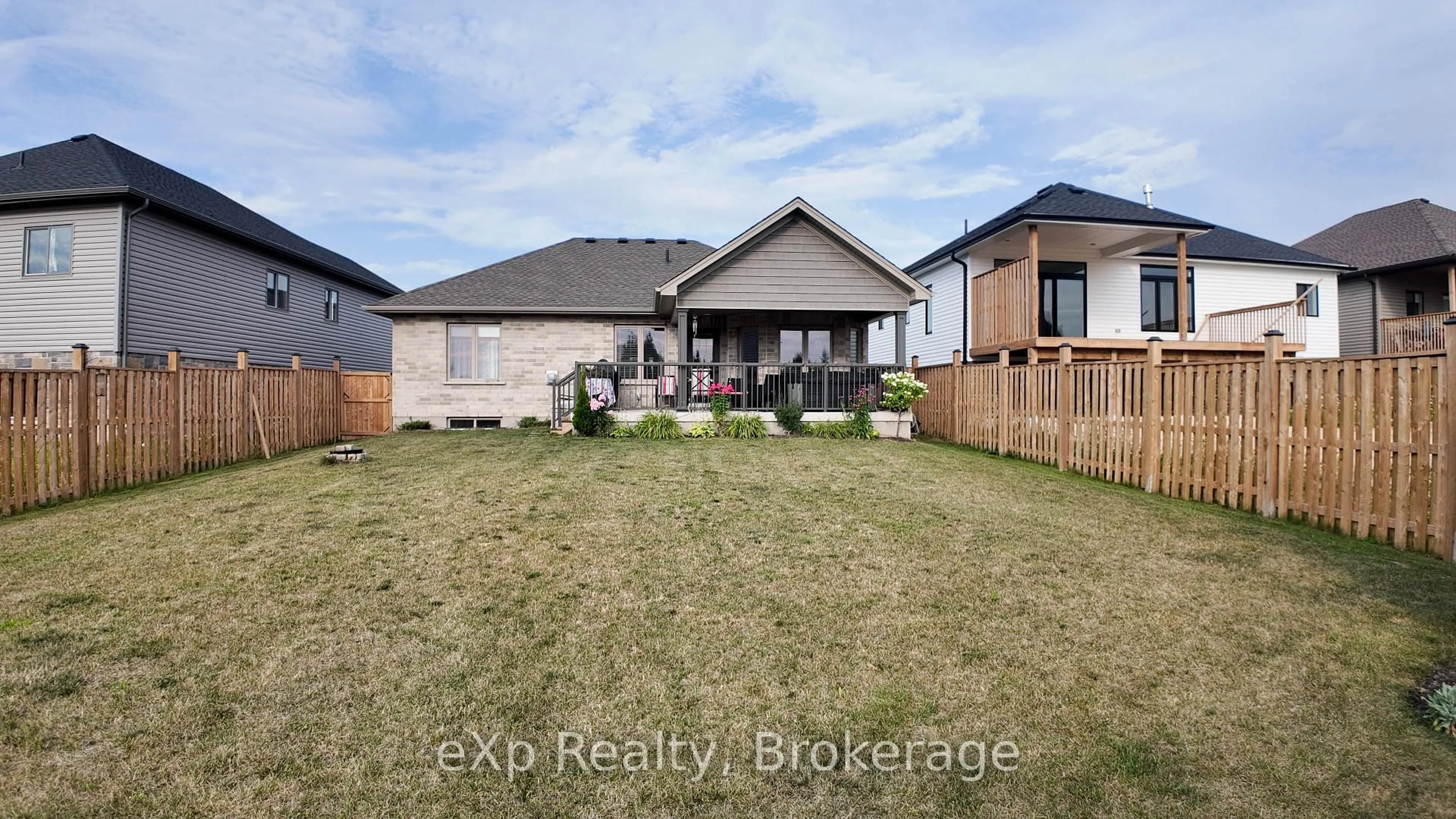 Unknown for 628 26th Ave, Hanover Ontario N4N 0C2