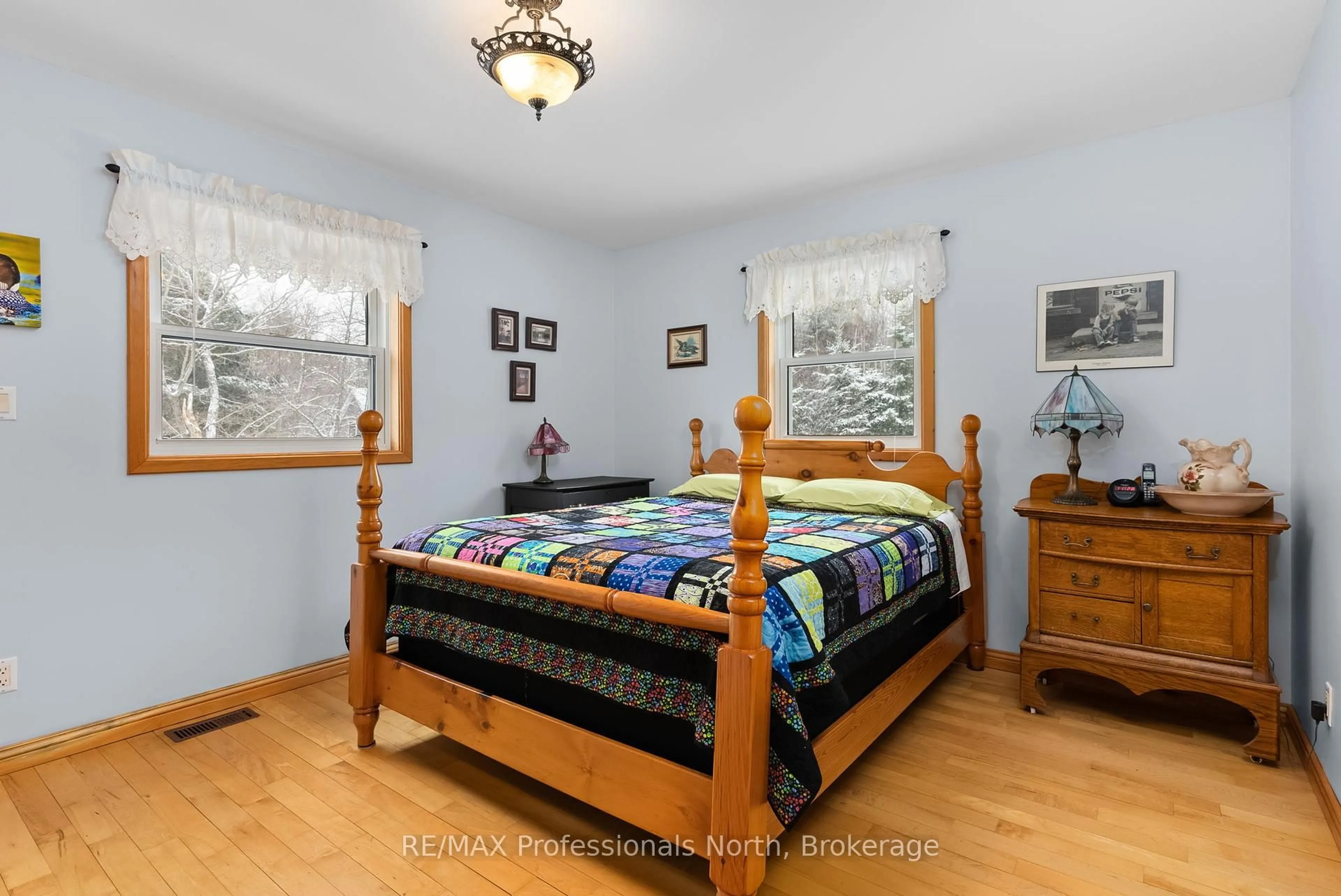 Bedroom with bed, unknown for 2901 Limberlost Rd #3, Lake of Bays Ontario P1H 2J6