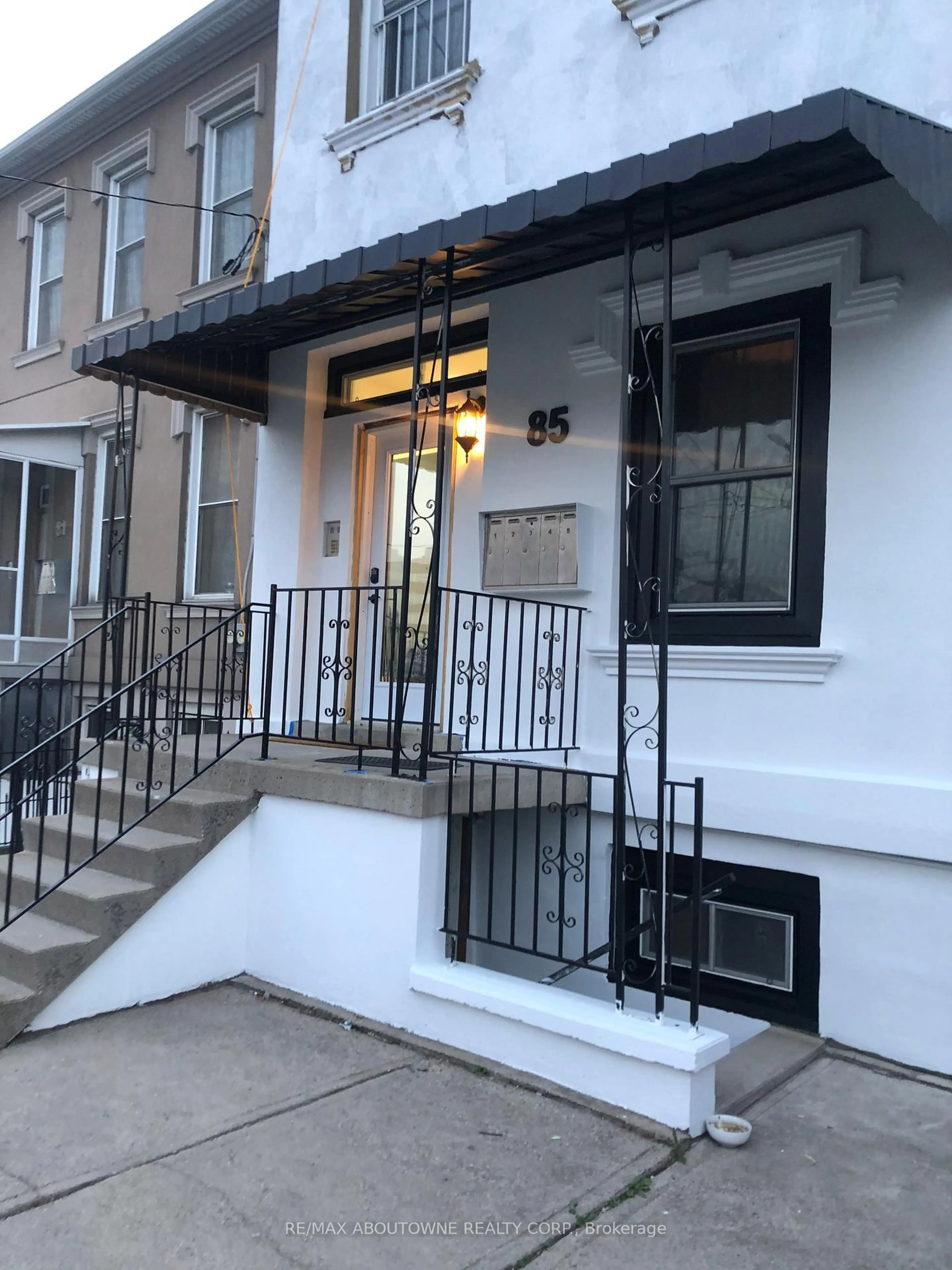 Unknown for 85 Wilson St, Hamilton Ontario L8R 1C7
