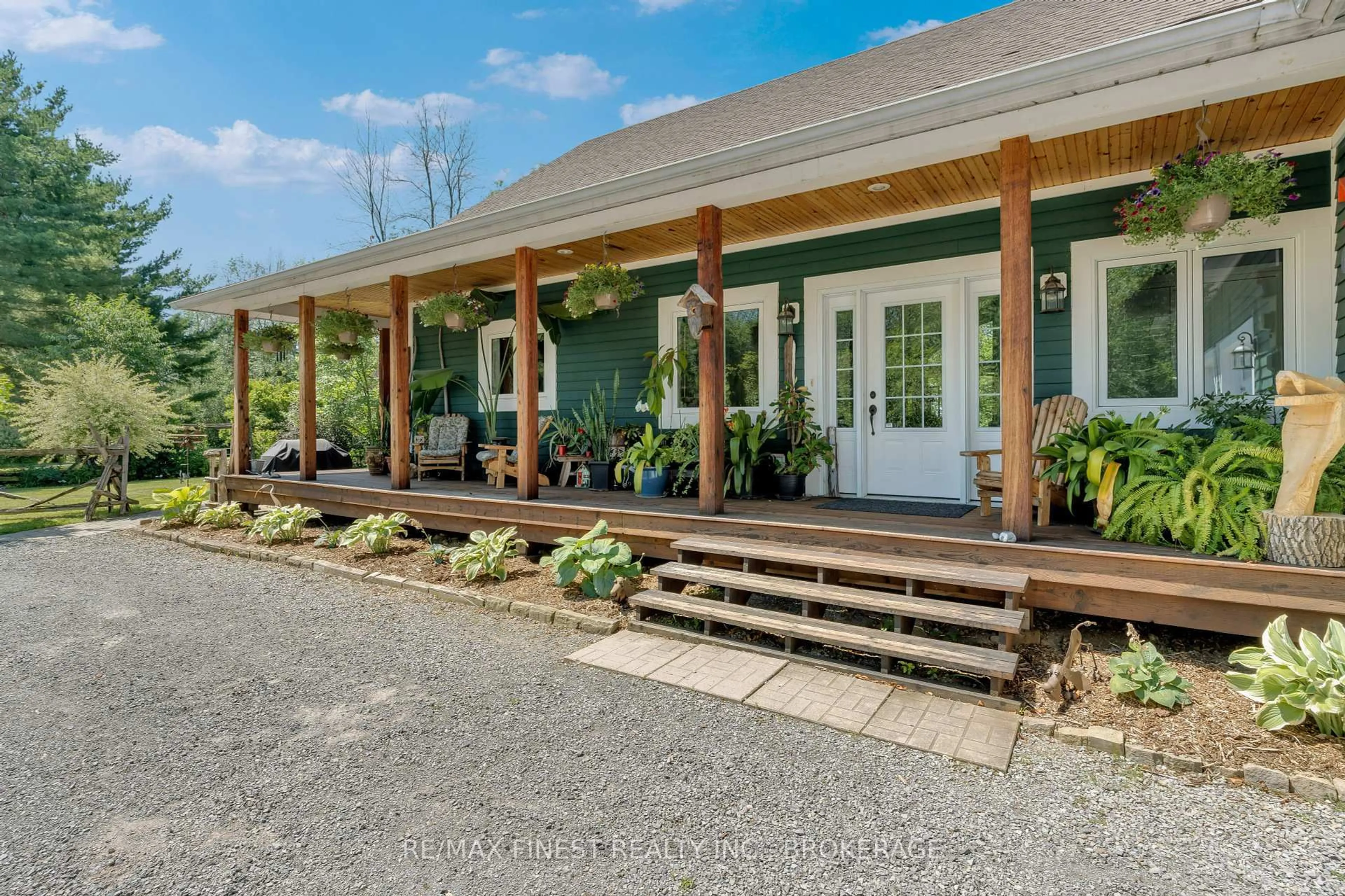Patio, unknown for 692A County Rd 15 Rd, Tamworth Ontario K0K 3G0