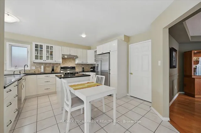 Additional property image - 41 Chifney Lane