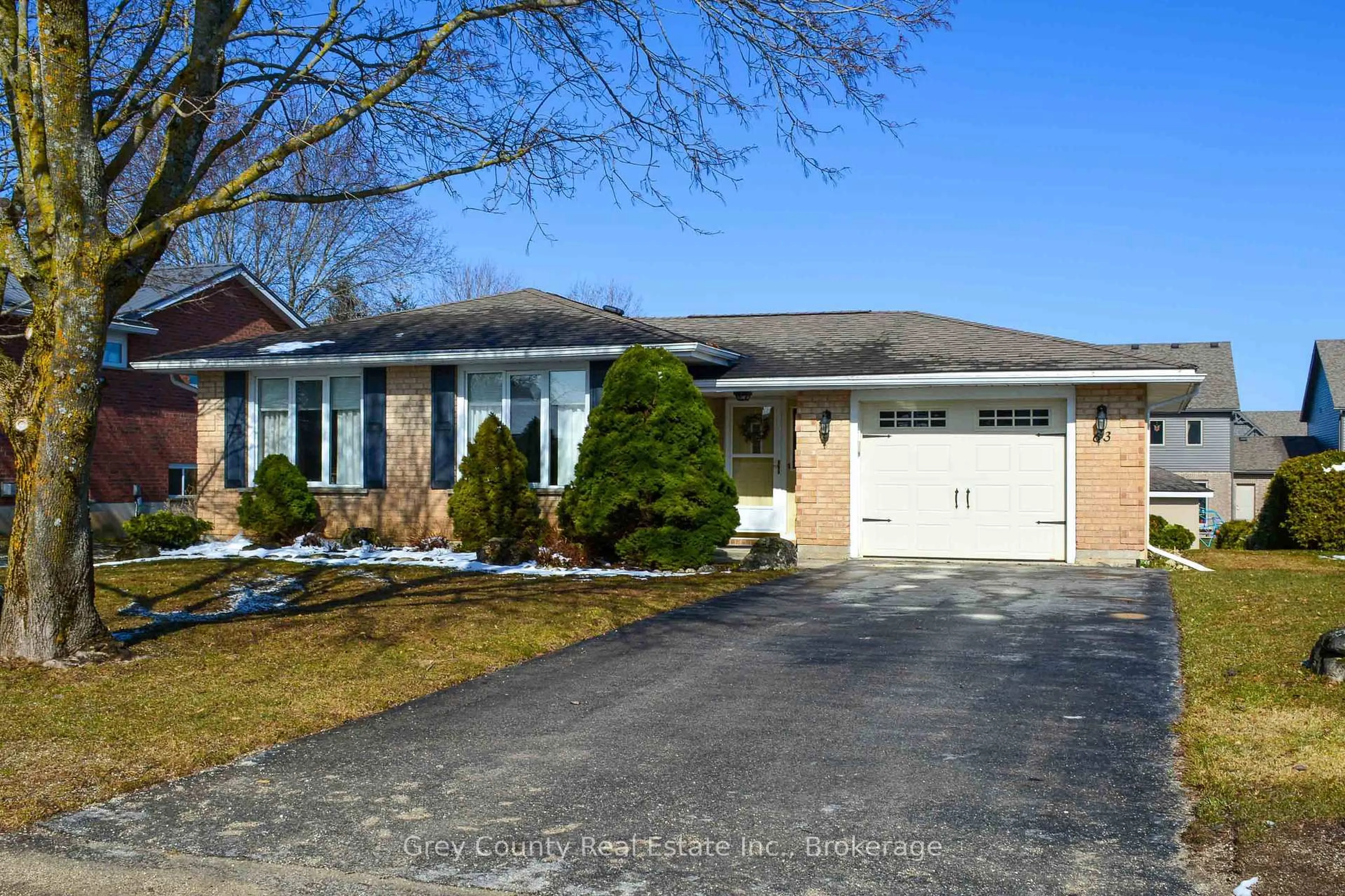 Home with brick exterior material, street for 63 GRAYVIEW Dr, Grey Highlands Ontario N0C 1H0