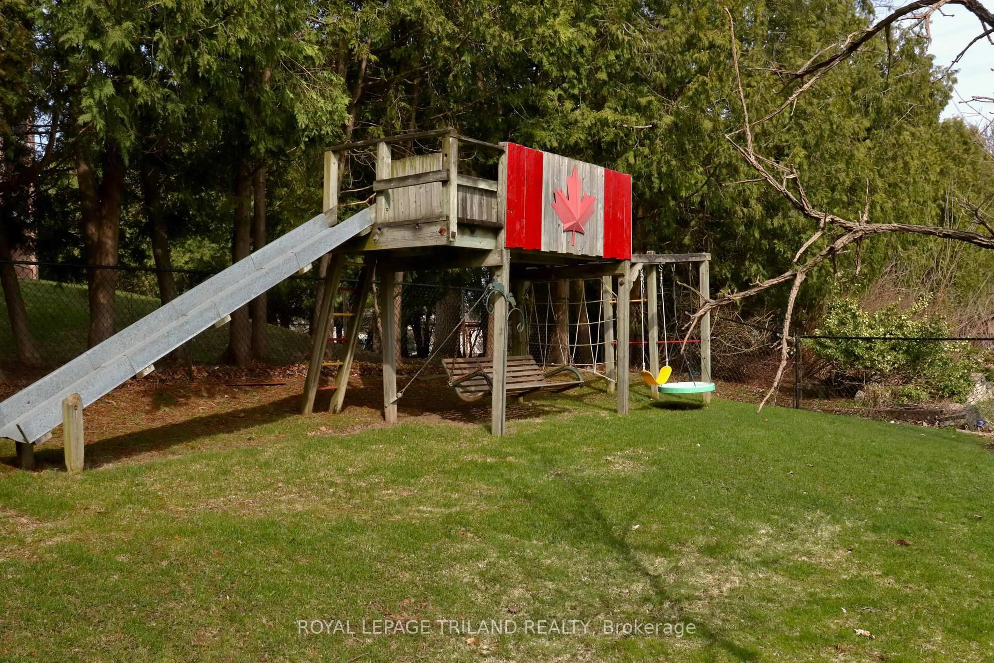 Unknown for 517 Beachwood Ave, London South Ontario N6J 3K2