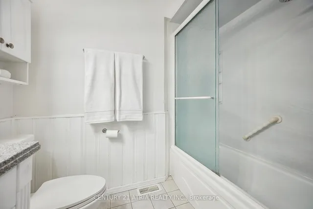 Primary image of 62 Guildwood Dr