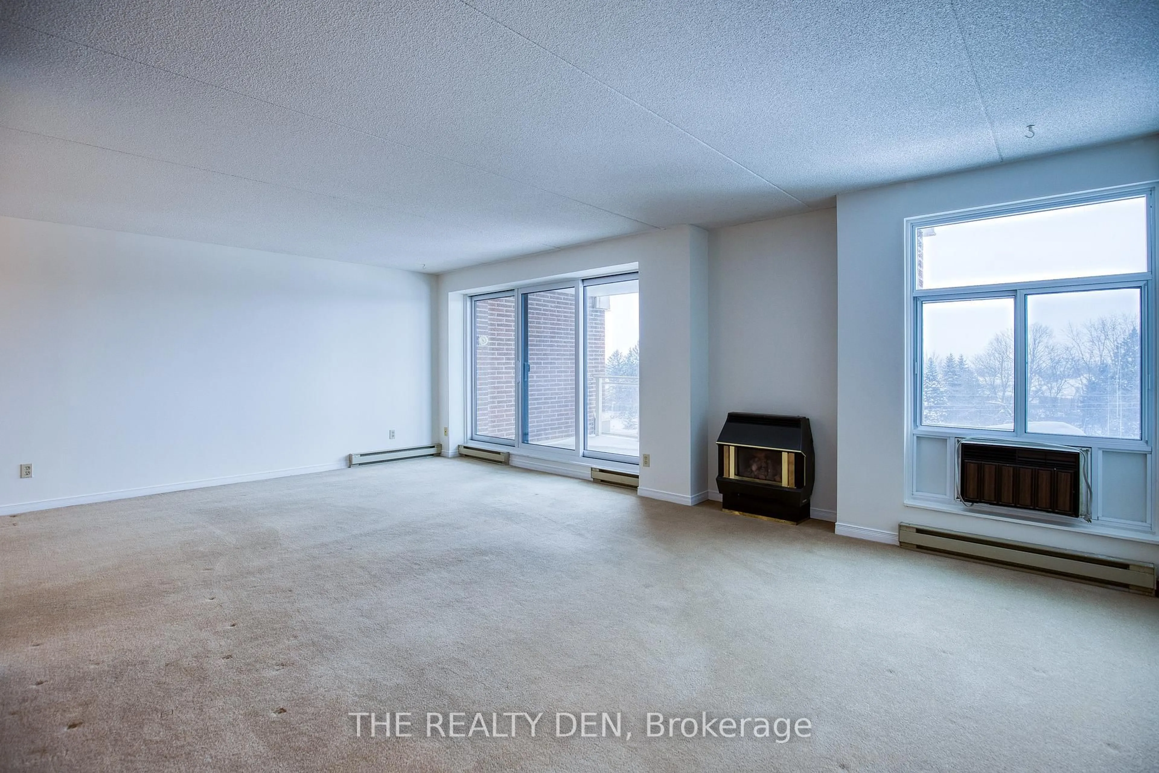 A pic of a room for 8 Christopher Crt #603, Guelph Ontario N1G 4N7