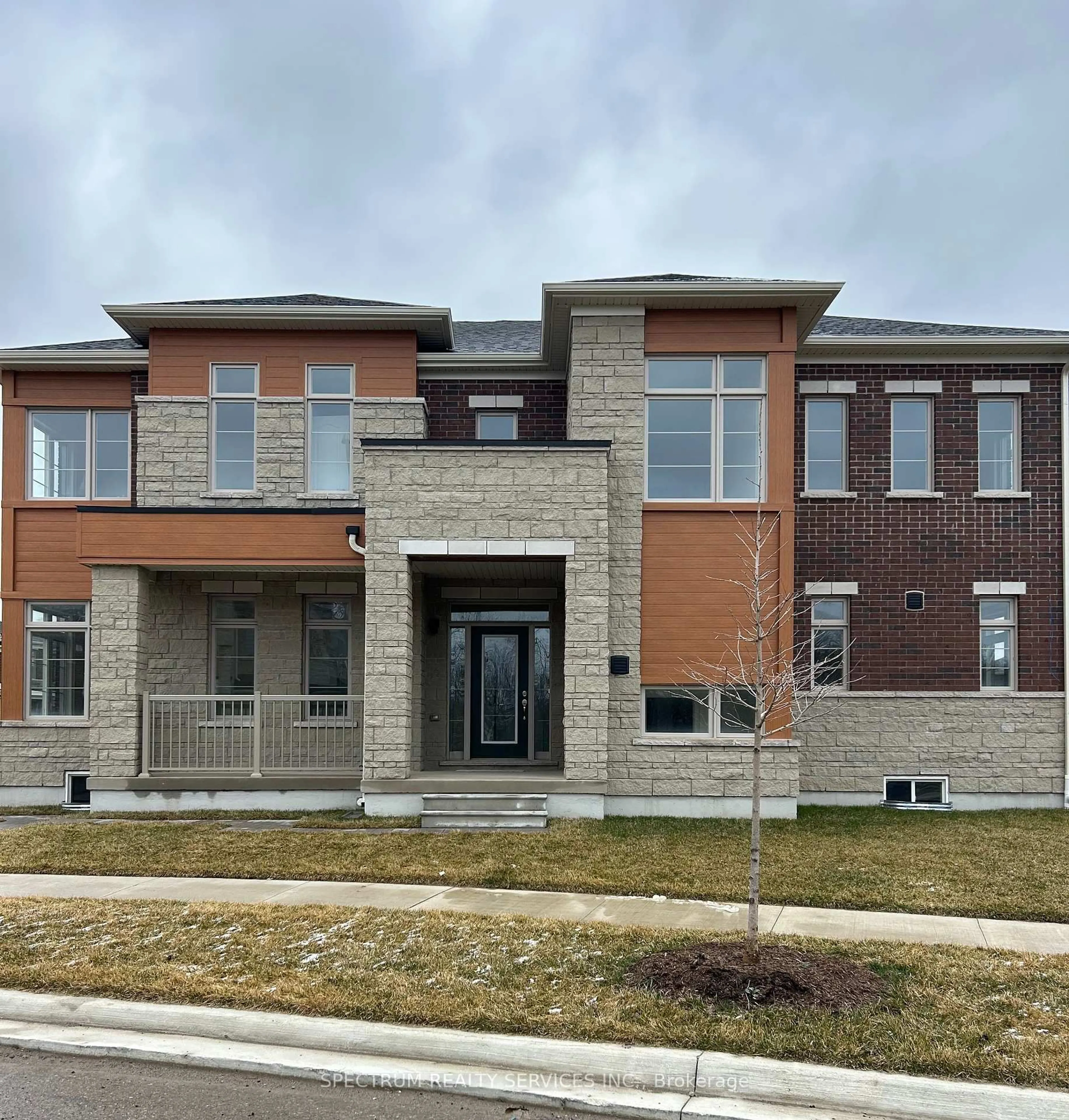 Home with brick exterior material, building for 158 Attwater Dr, Cambridge Ontario N1T 0G7