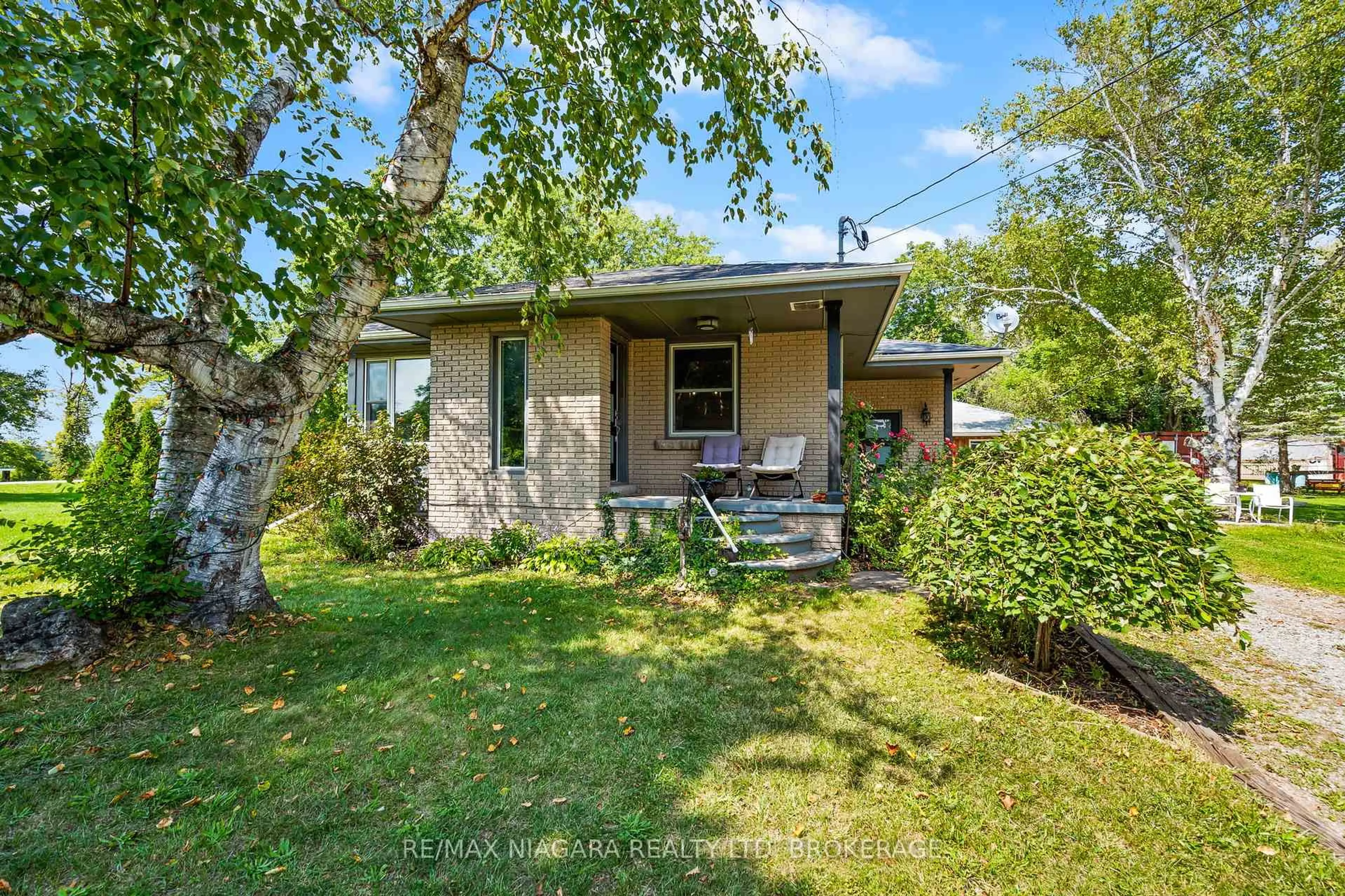 Unknown for 908 Netherby Rd, Welland Ontario L3B 5N7