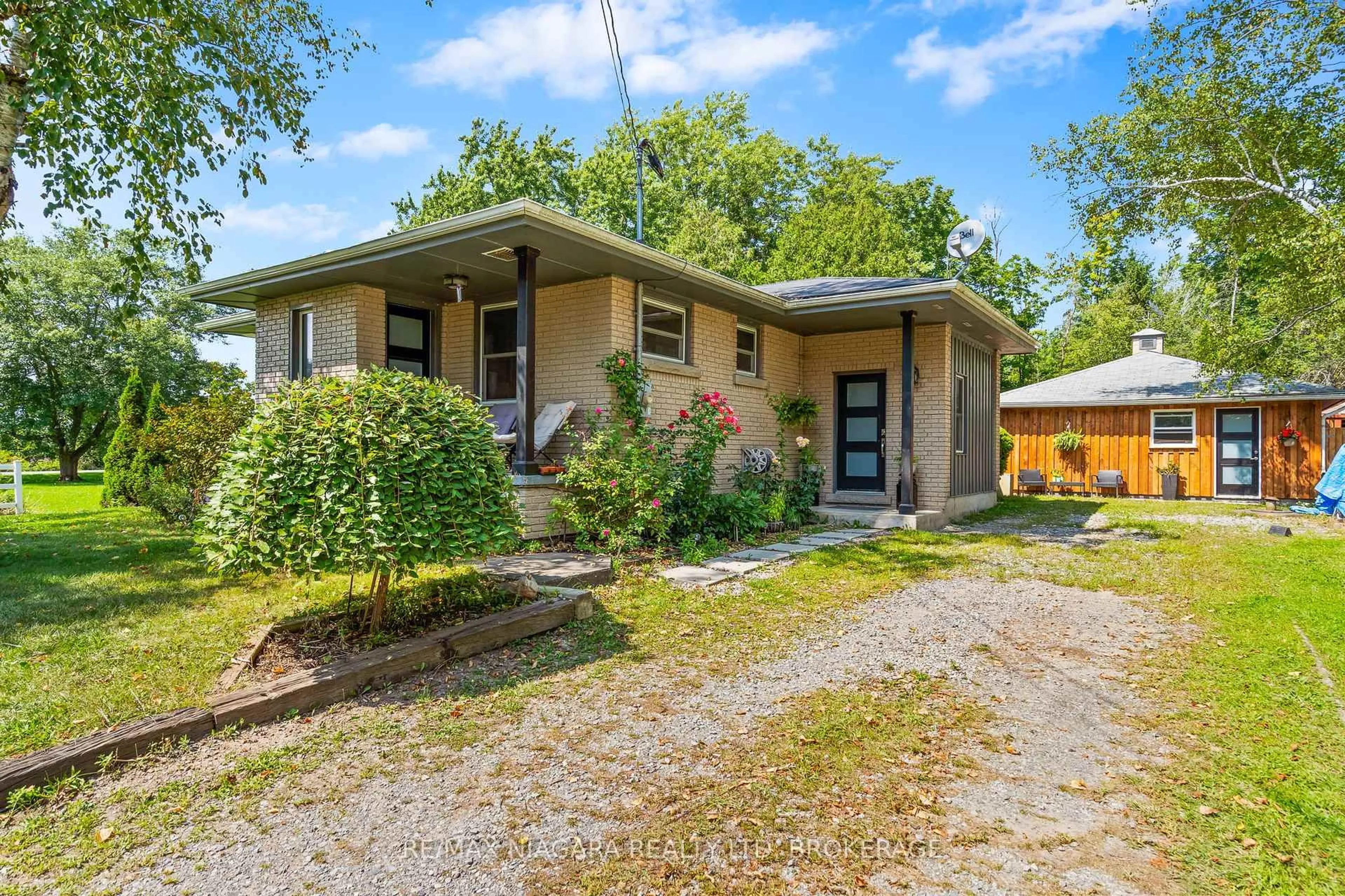 Unknown for 908 Netherby Rd, Welland Ontario L3B 5N7