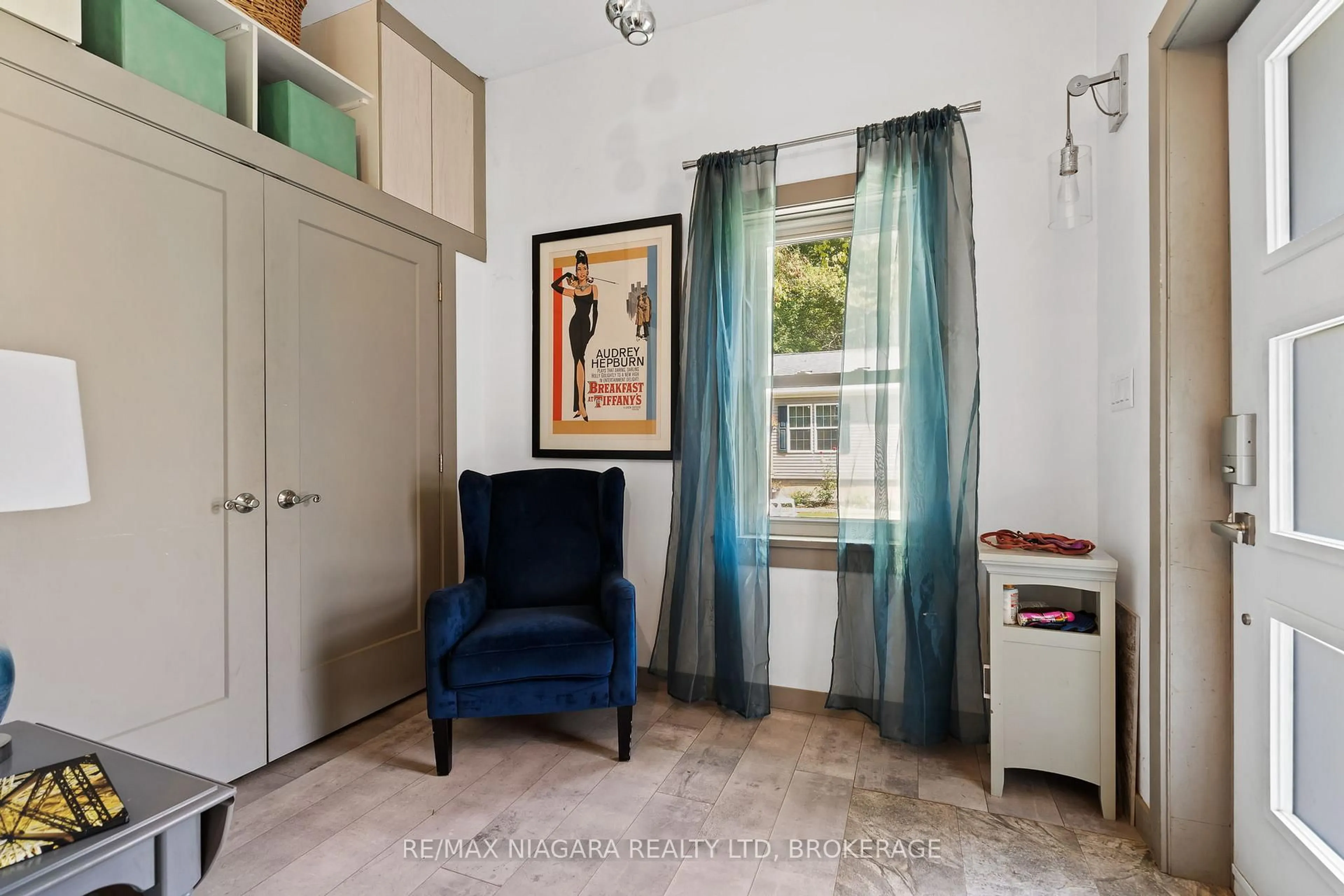 A pic of a room for 908 Netherby Rd, Welland Ontario L3B 5N7