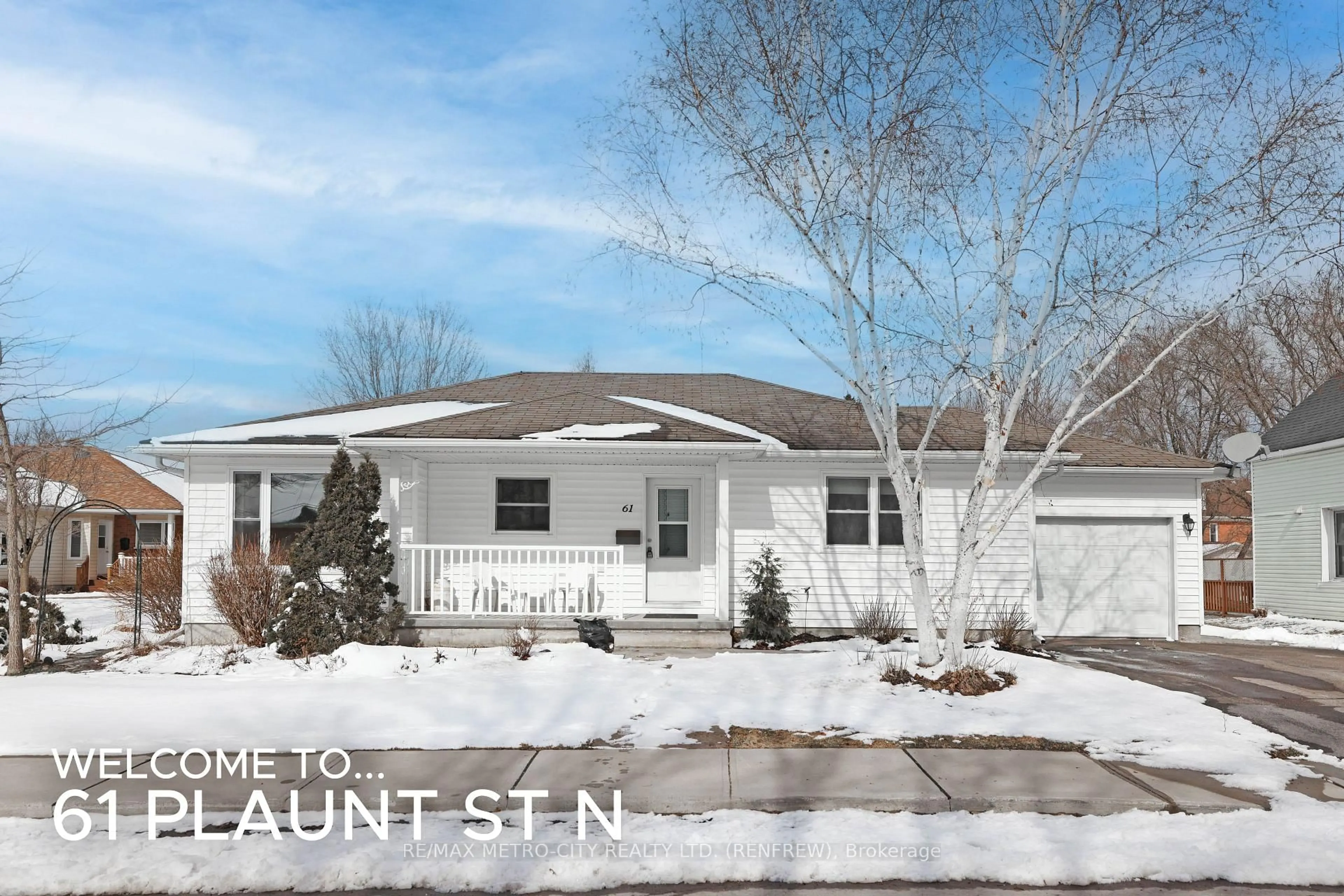 Home with vinyl exterior material, street for 61 Plaunt St, Renfrew Ontario K7V 1M3