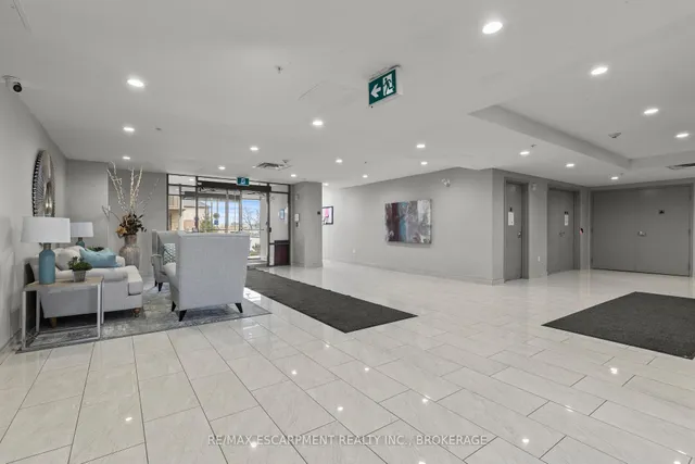 Additional property image - 35 Southshore Cres Unit 230
