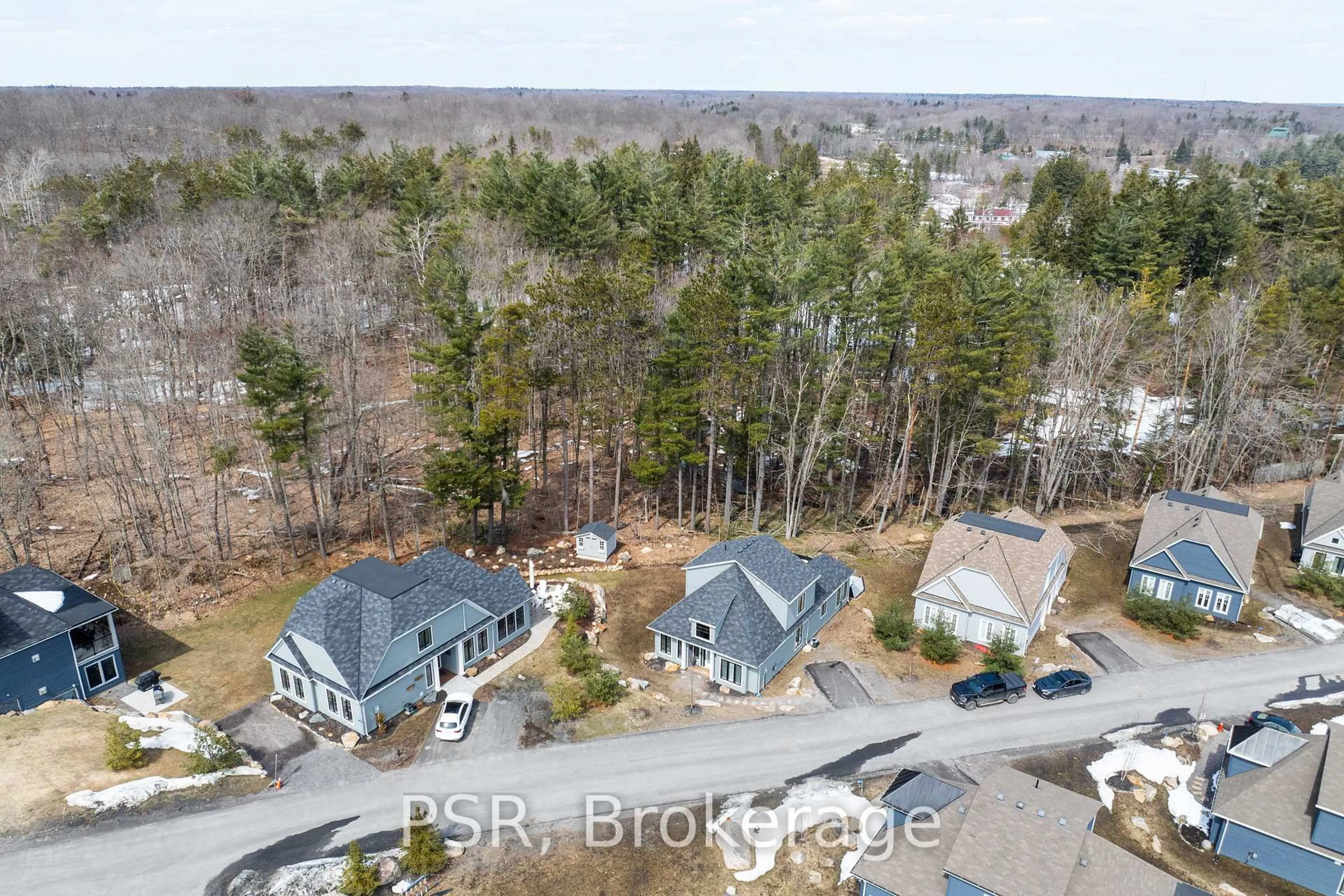 A pic from outside/outdoor area/front of a property/back of a property/a pic from drone, unknown for 2054 Peninsula Rd #15, Muskoka Lakes Ontario P0B 1G0