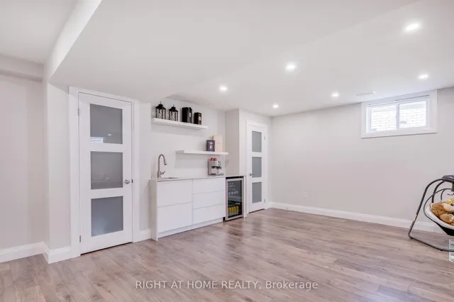 Additional image 44 of 23 Breckwood Pl