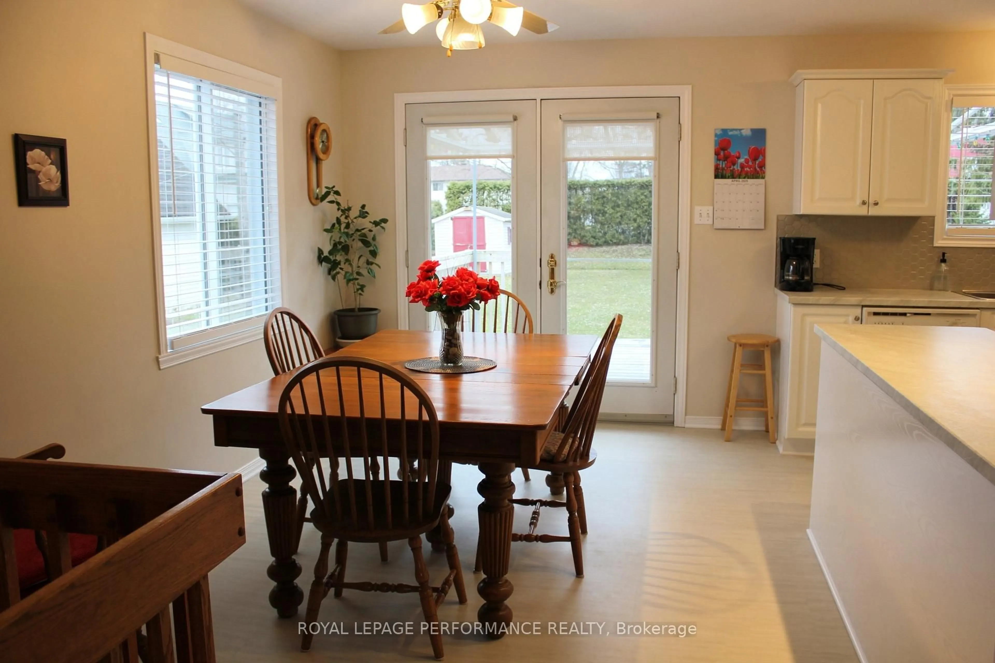 Dining room, ceramic/tile floor for 6818 Riverview Dr, Cornwall Ontario K6H 7M1
