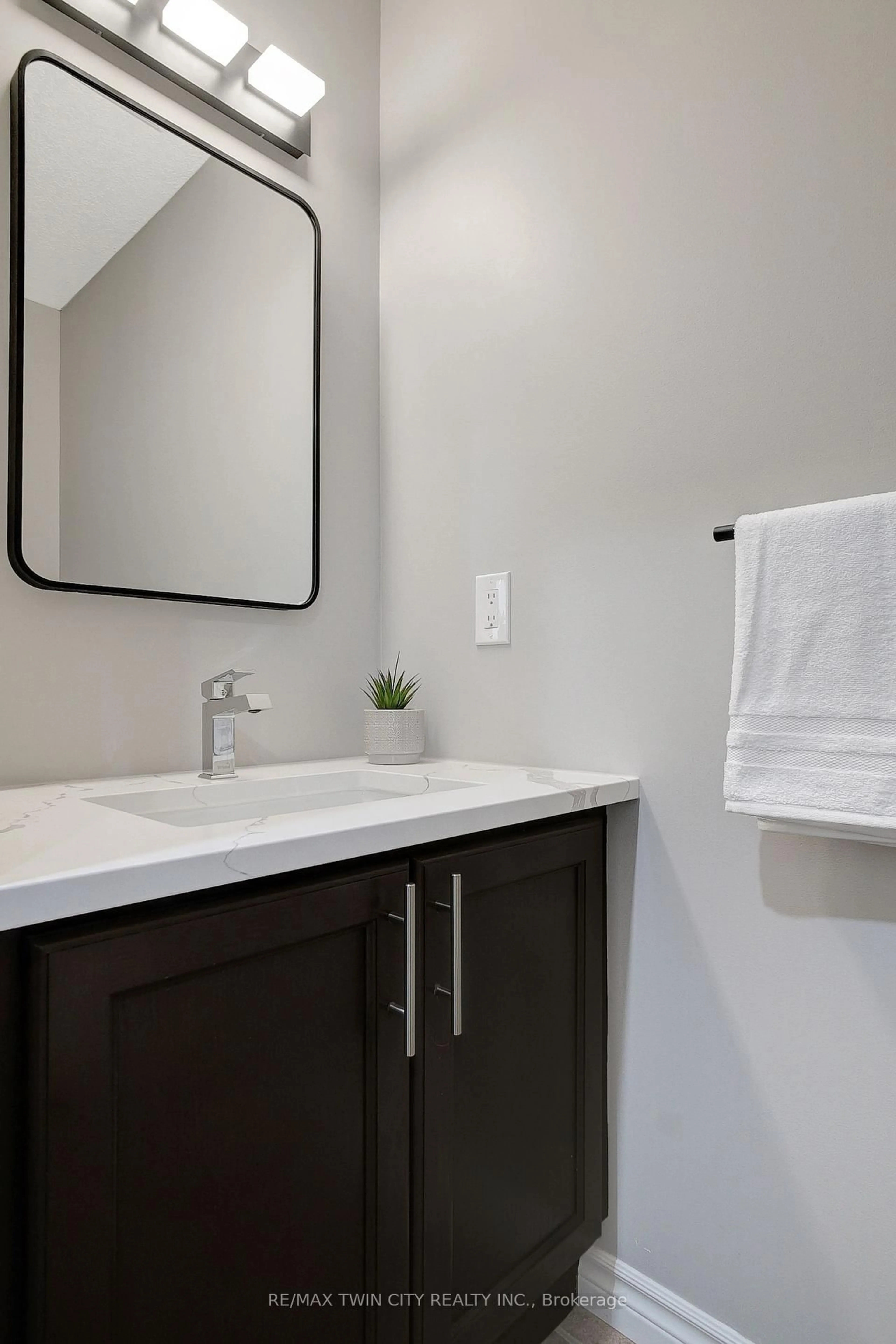 Contemporary bathroom, ceramic/tile floor for 141 Steepleridge St, Kitchener Ontario N2P 2W2
