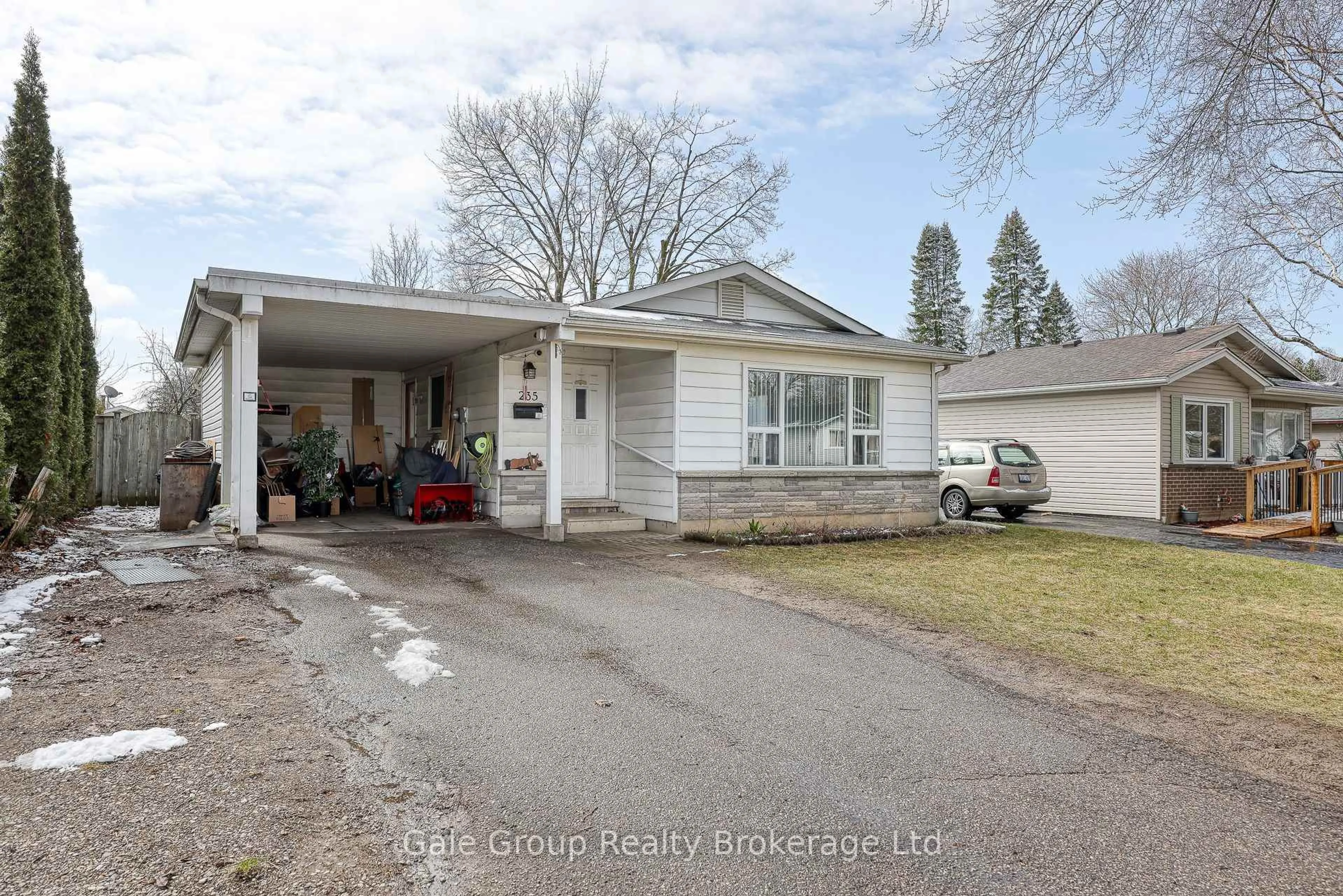 Unknown for 235 Huntingdon Cres, Waterloo Ontario N2L 4P8