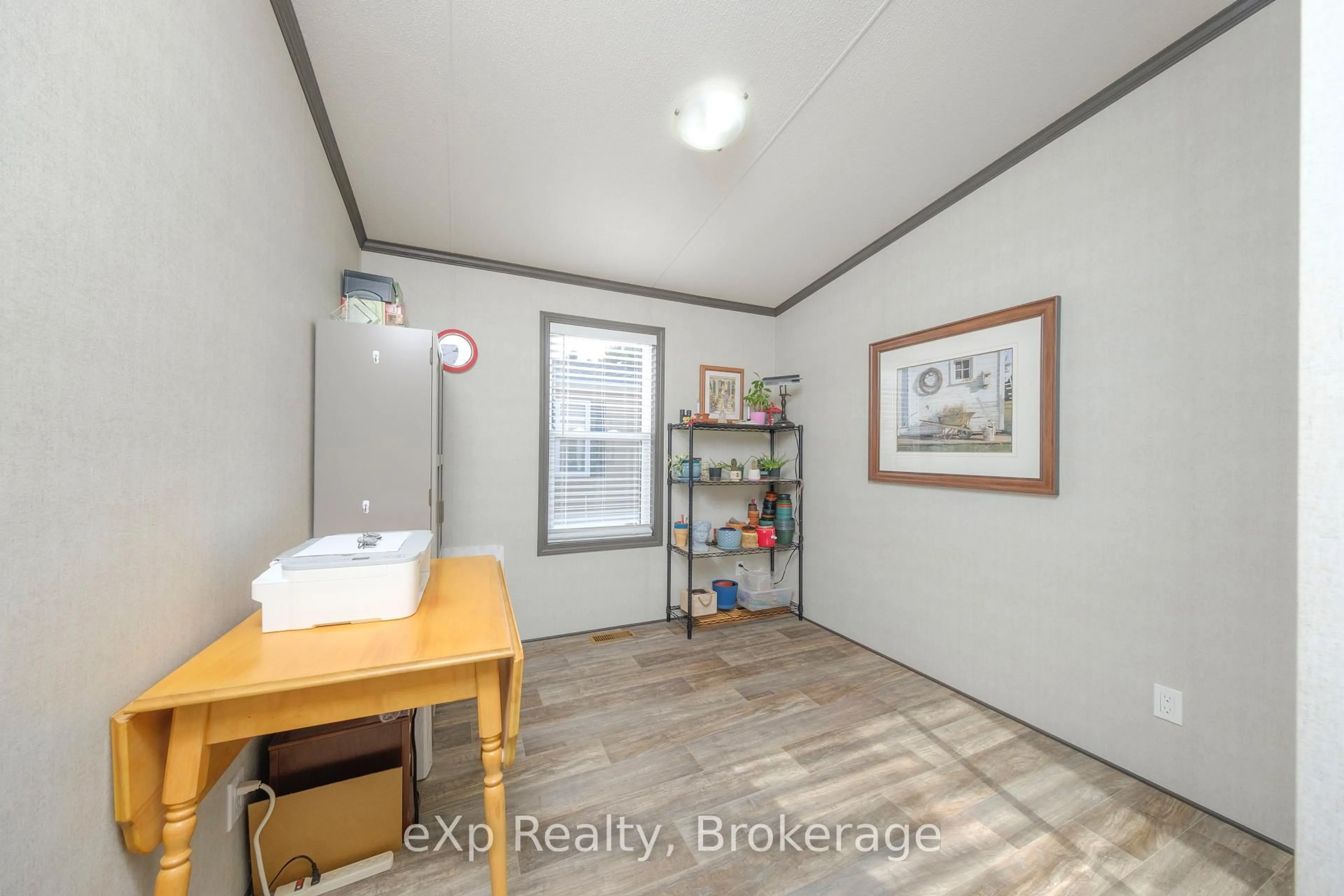 A pic of a room for 112 MEADOWVIEW Lane, North Perth Ontario N4W 3G8