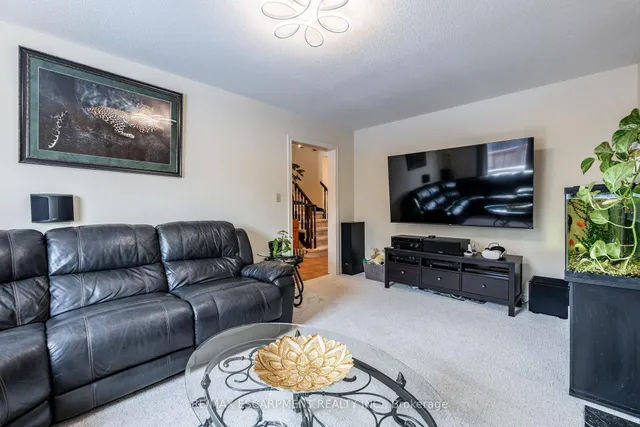 Additional property image - 10 Shadowdale Dr
